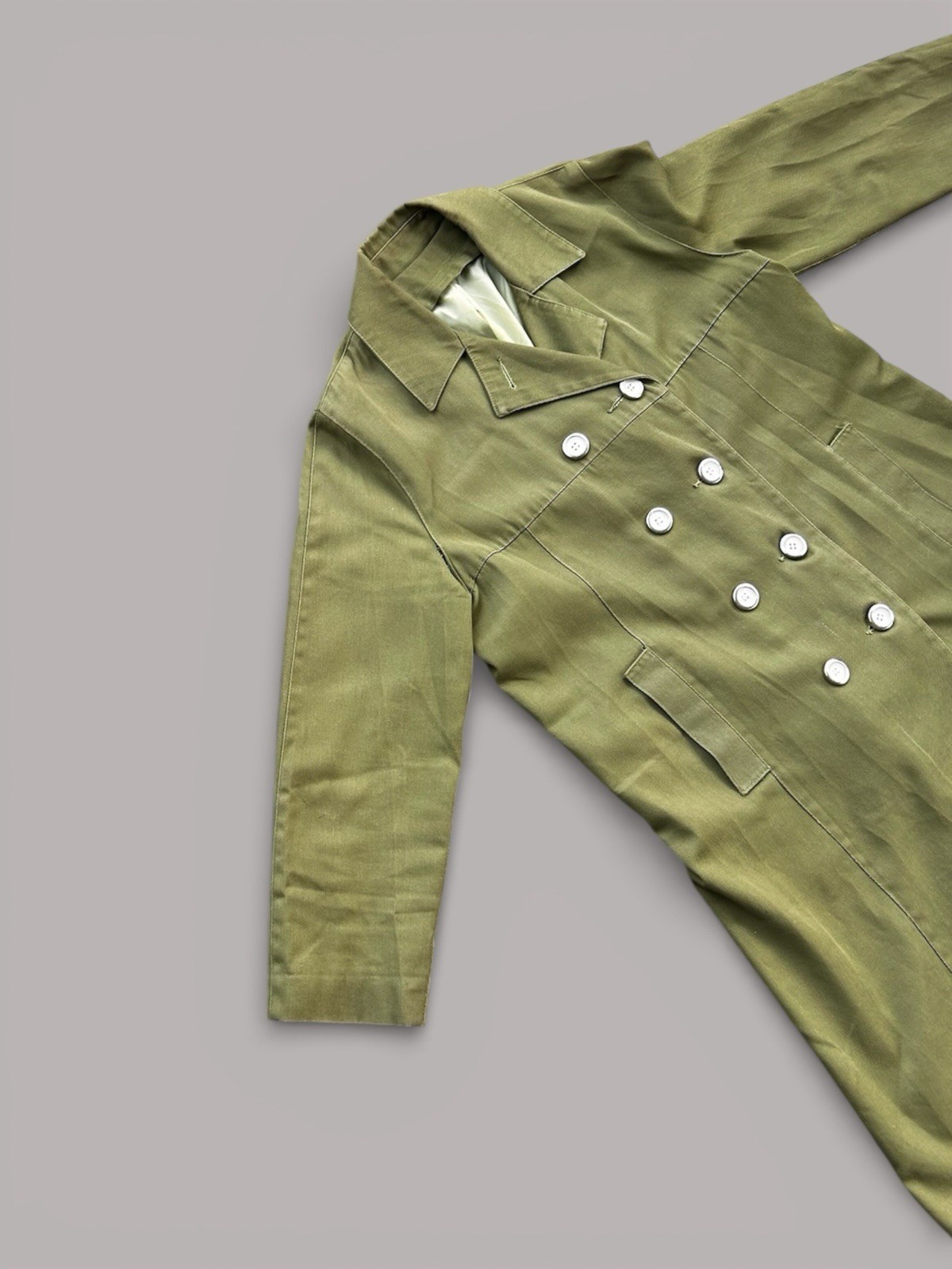 Vintage Late 1960s–Early 1970s Olive Green Double-Breasted Coat