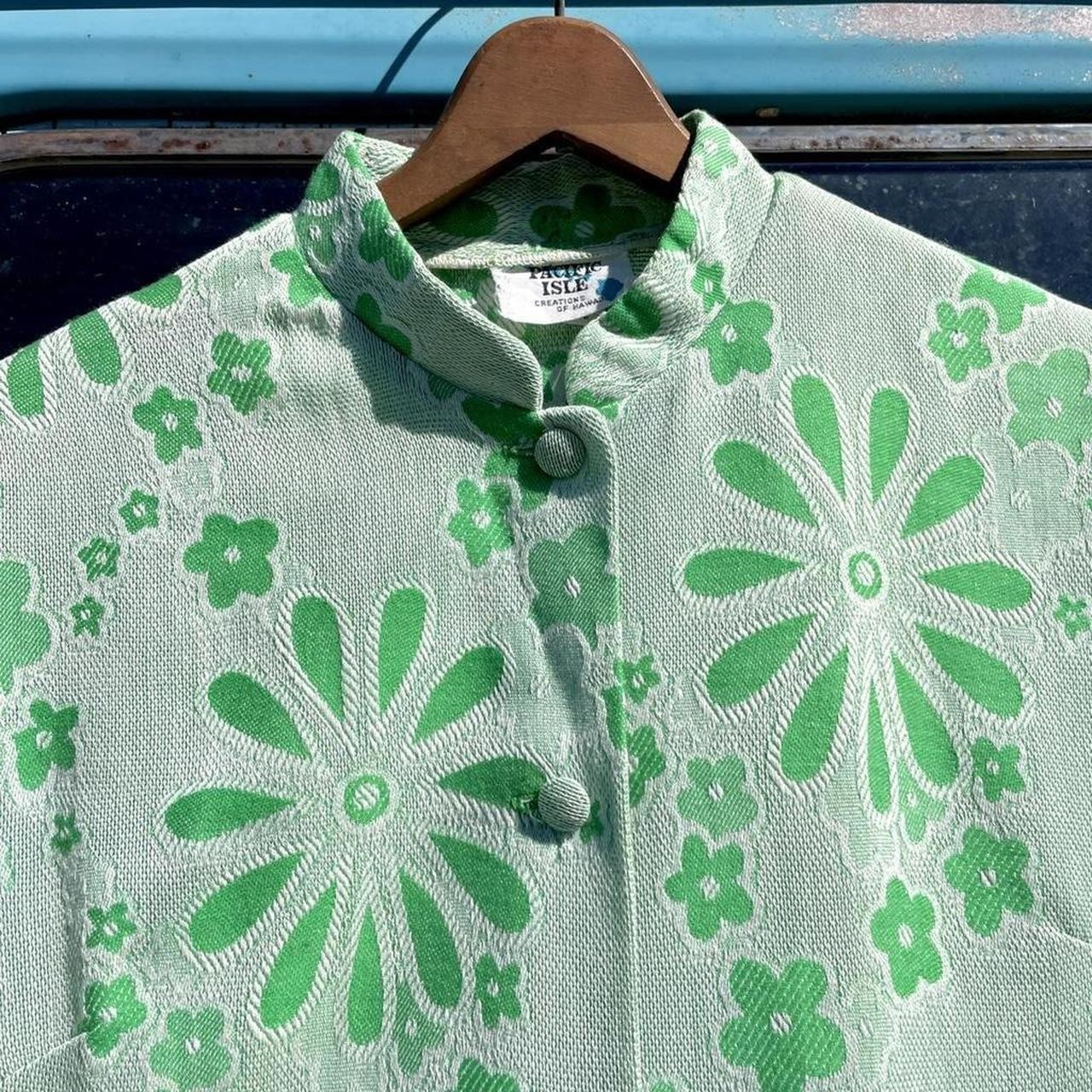 60s Pacific Isle Creations of Hawaii white & lime green daisy gilet blouse