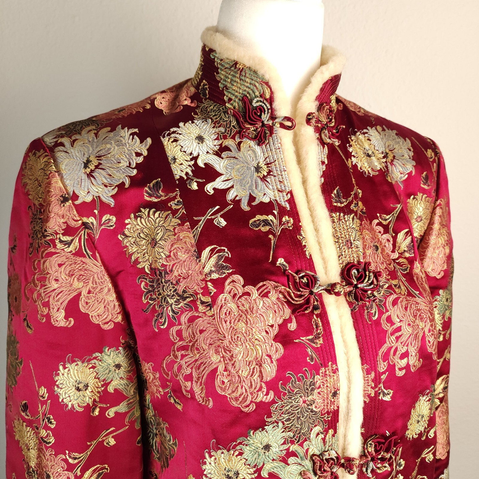 Vintage 70s Asian Mandarin Sherpa Lined Jacket Coat Silk Burgundy Chrysanthemum