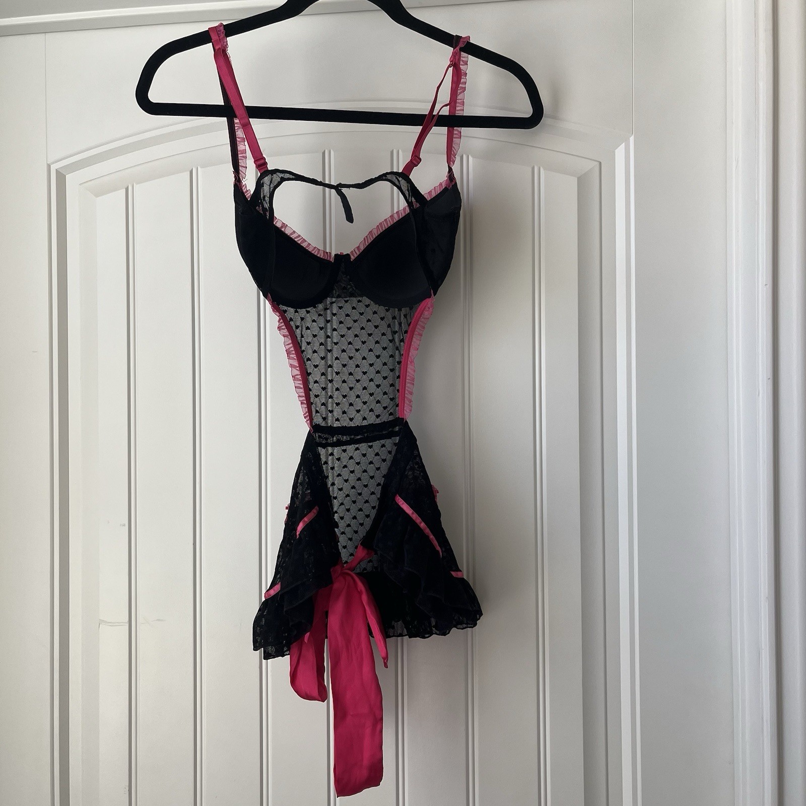 Vintage Y2K Victoria’s Secret Sexy Little Things Maid Apron Lingerie 34 C Lace