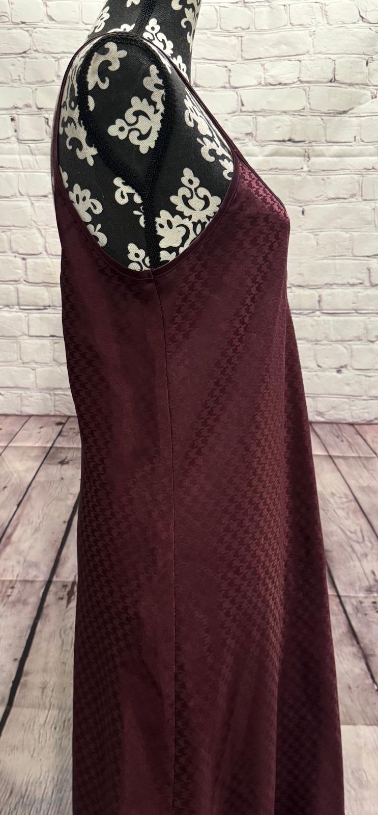VTG 90s HALSTON Burgundy Textured Satin Double Spaghetti Strap Maxi Slip Dress L