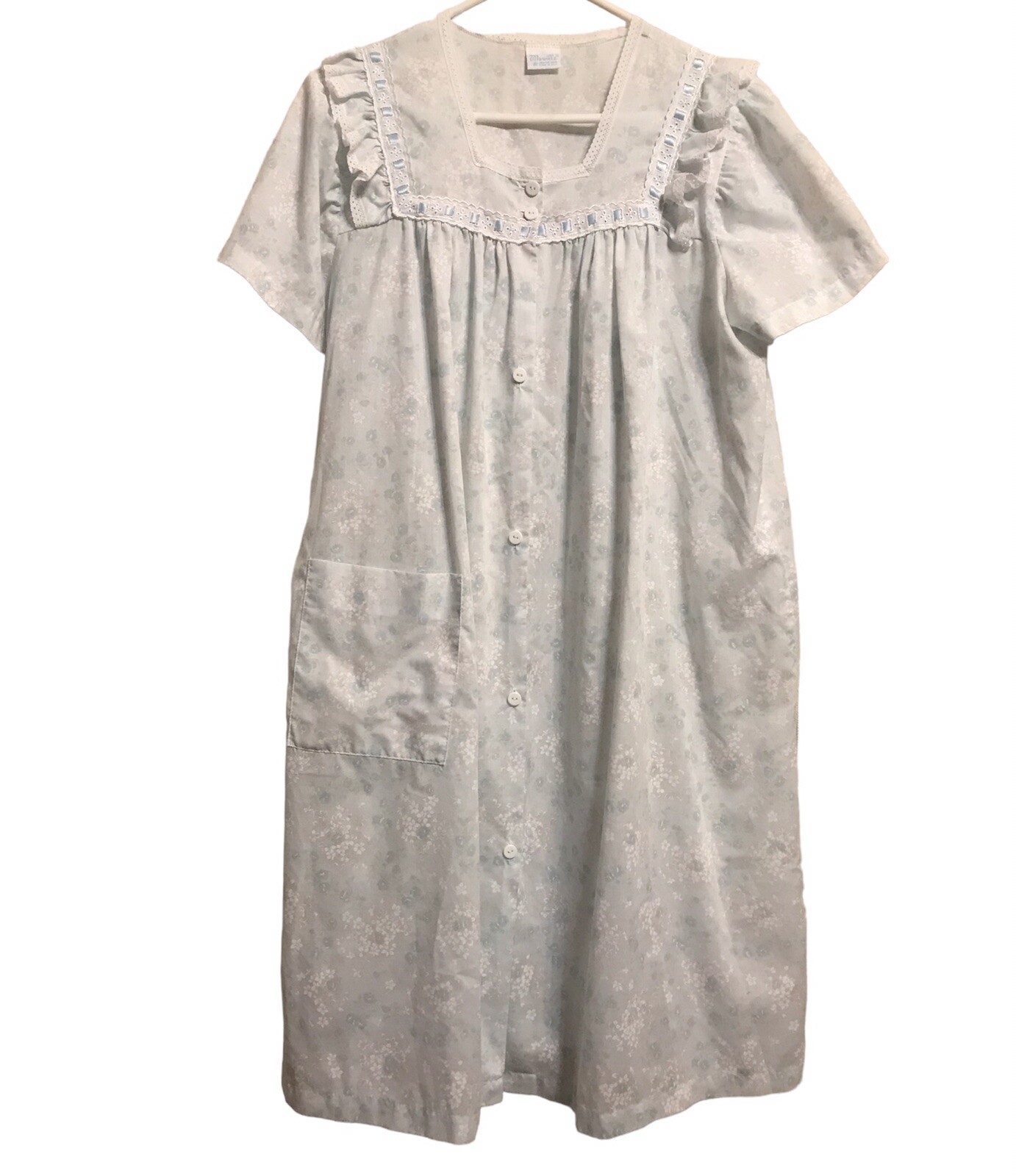 Vintage Merville Baby Blue Lace Ribbon Button House Night Gown Pocket USA Sz L