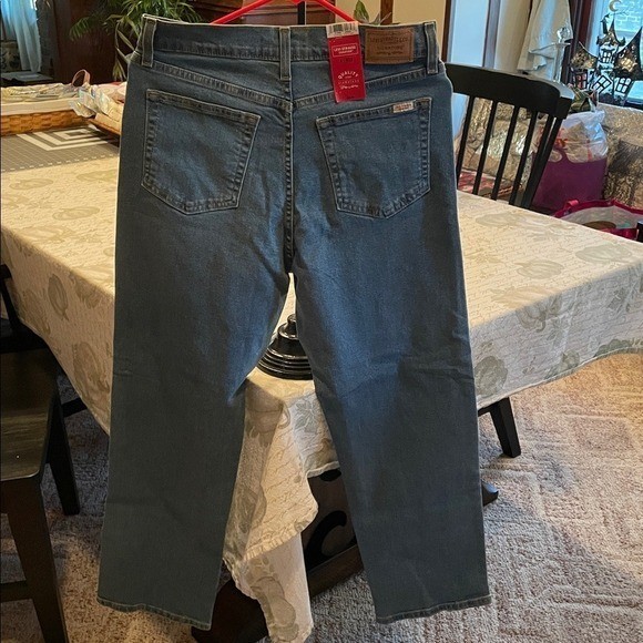 Signature by Levi Strauss Womens Vintage High Rise Straight Jeans Size 6 Medium