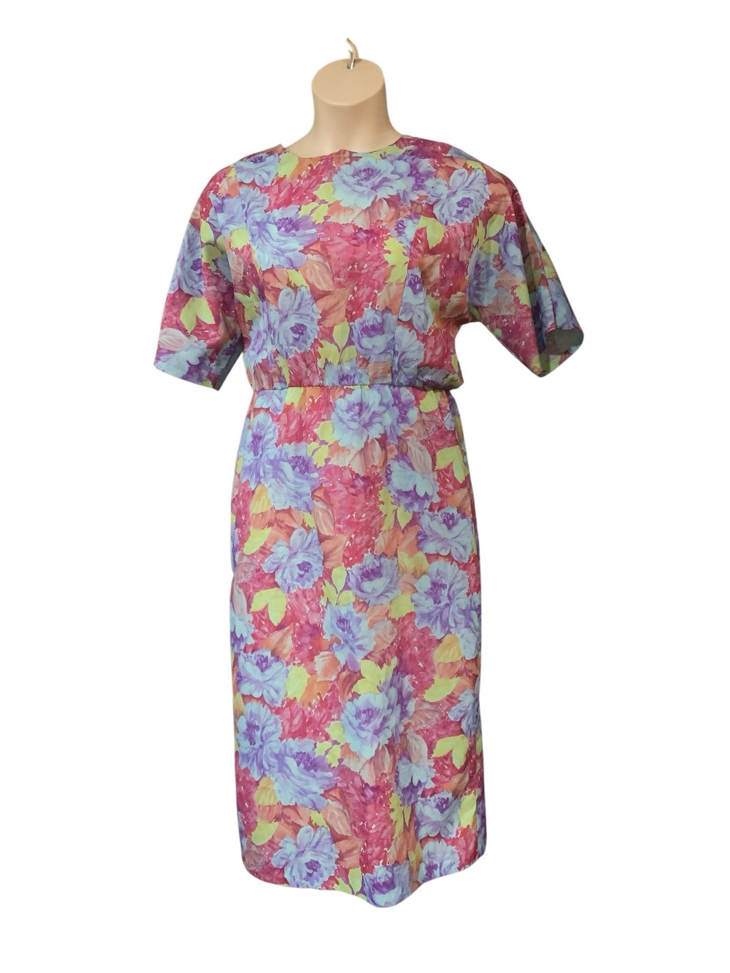 Vntg 60’s Women’s handmade Volup water color Floral Midi Dress, Pink and Purple