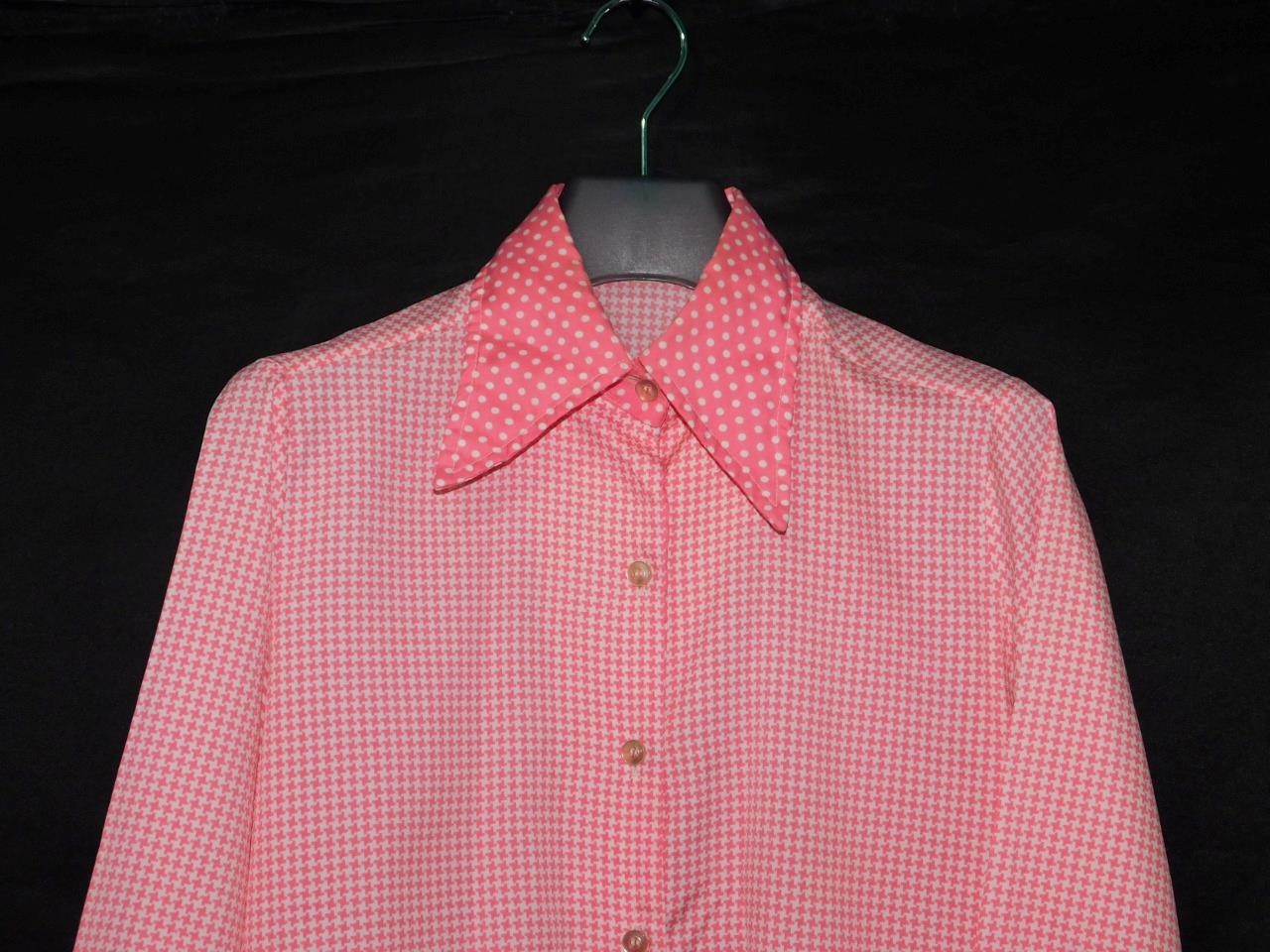 Vintage 70s Alice Stuart M Pink White Houndstooth Polka Dot Shirt Blouse Retro