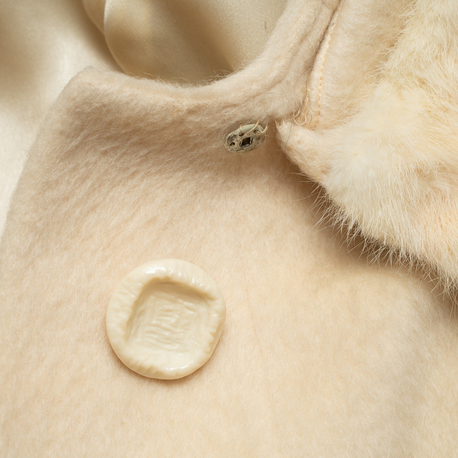 Vintage 50s Womens Pea Coat Rabbit Fur Collar Mohair Jacket Button Up Mod
