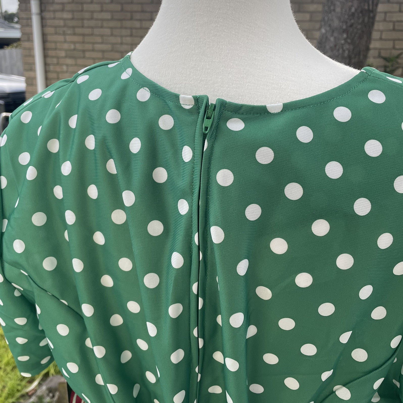 Vintage 70s Unworn size XL Midi Dress Green Spots Fit & Flare 'Osti’ tags