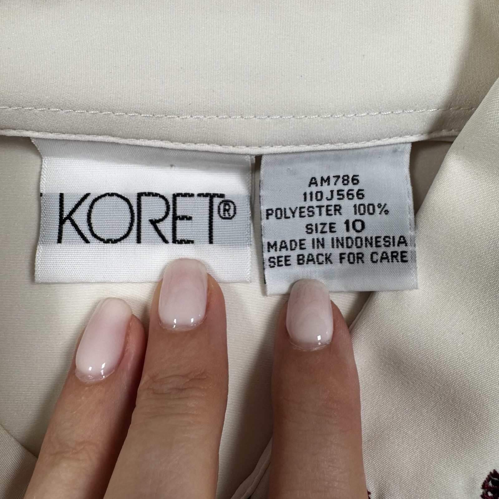 Koret Vintage Blouse Sz 10 Ivory Embroidered Collar Pin-Tuck Western Style