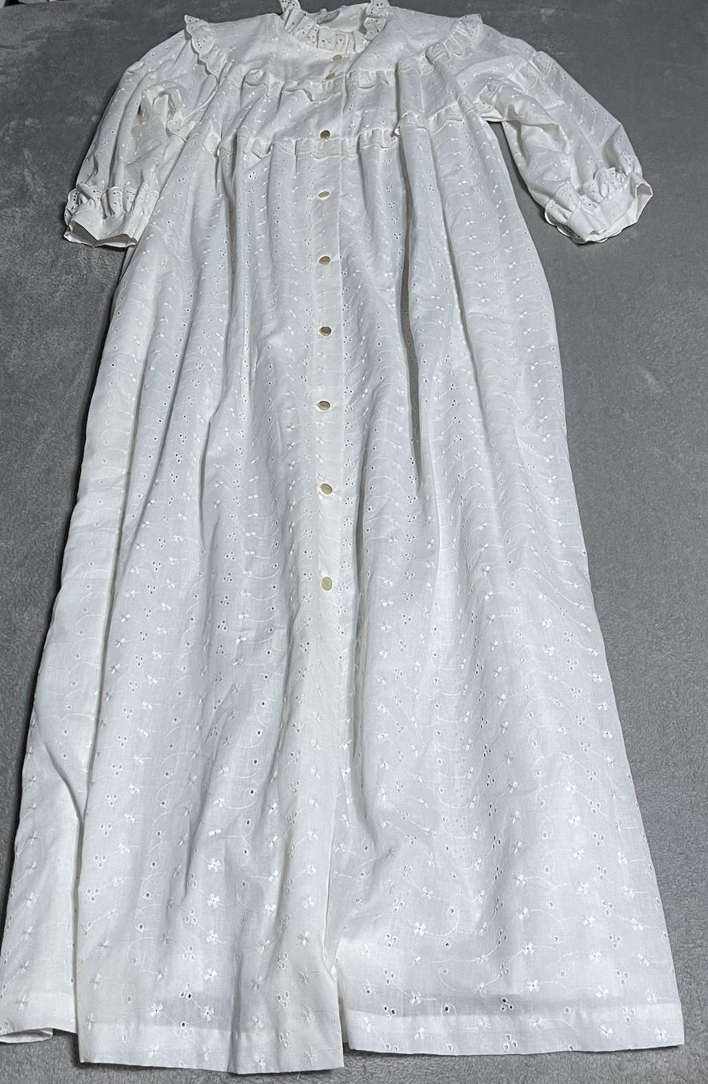 Vintage Ariel Dress Womens Medium Ivory Eyelet Button Front Ruffle Prairie