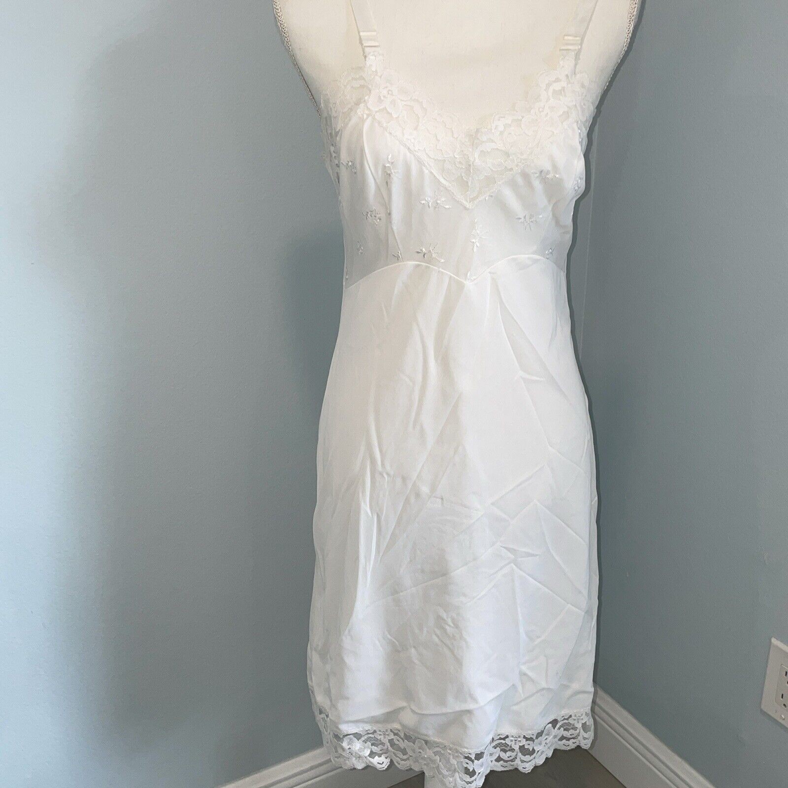 Vintage White Lace Nylon Slip Dress Nightgown Bridal Wedding Honeymoon No Tag