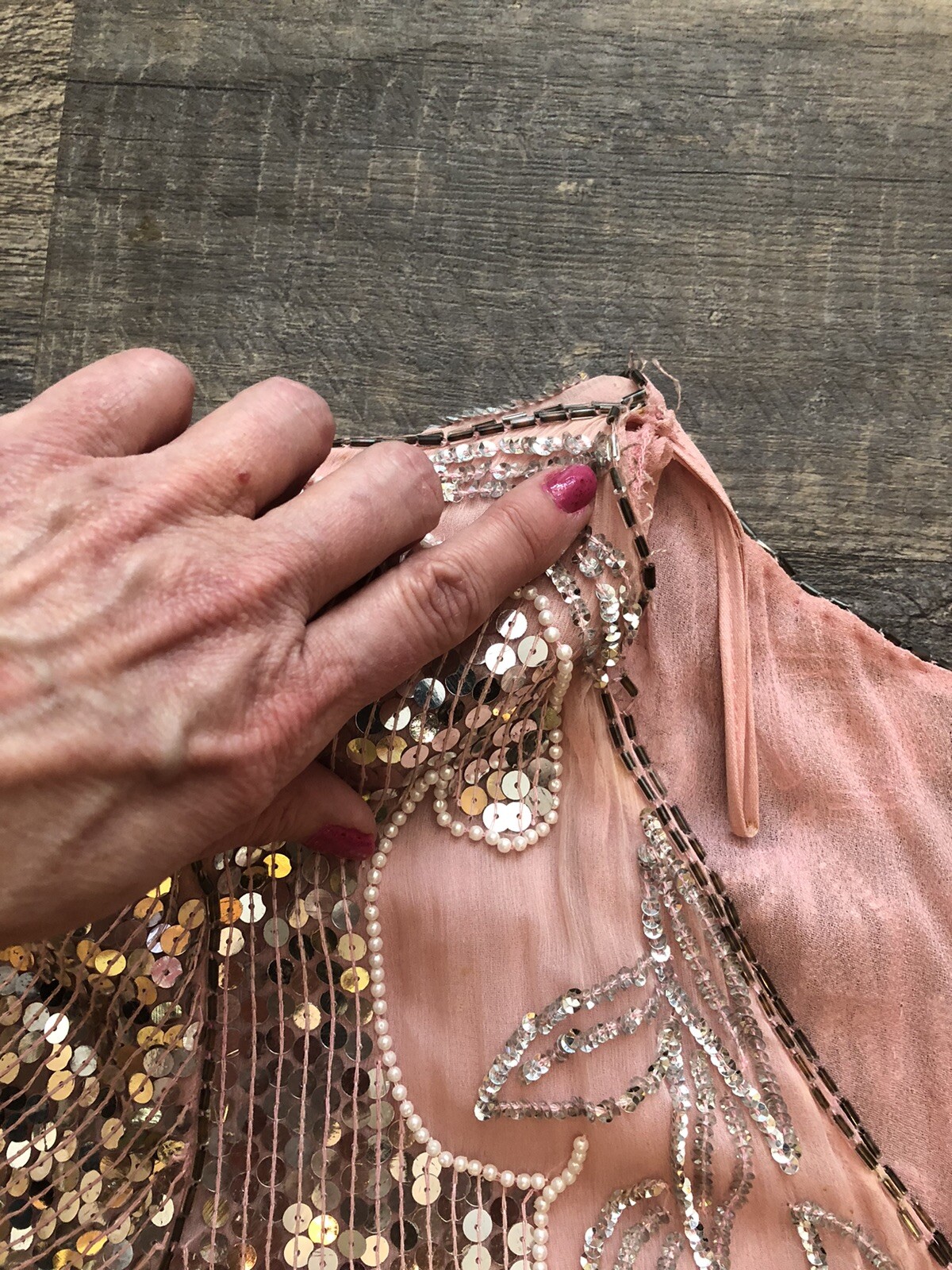 1970’s -80’s Vintage Pale Blush Pink Sequin Sheath Dress Medium