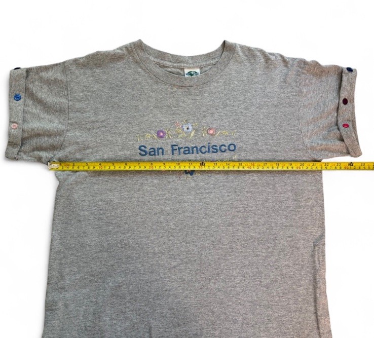 Vintage San Francisco Embroidered Gray T-Shirt w/ Buttons Made in USA Women Lg