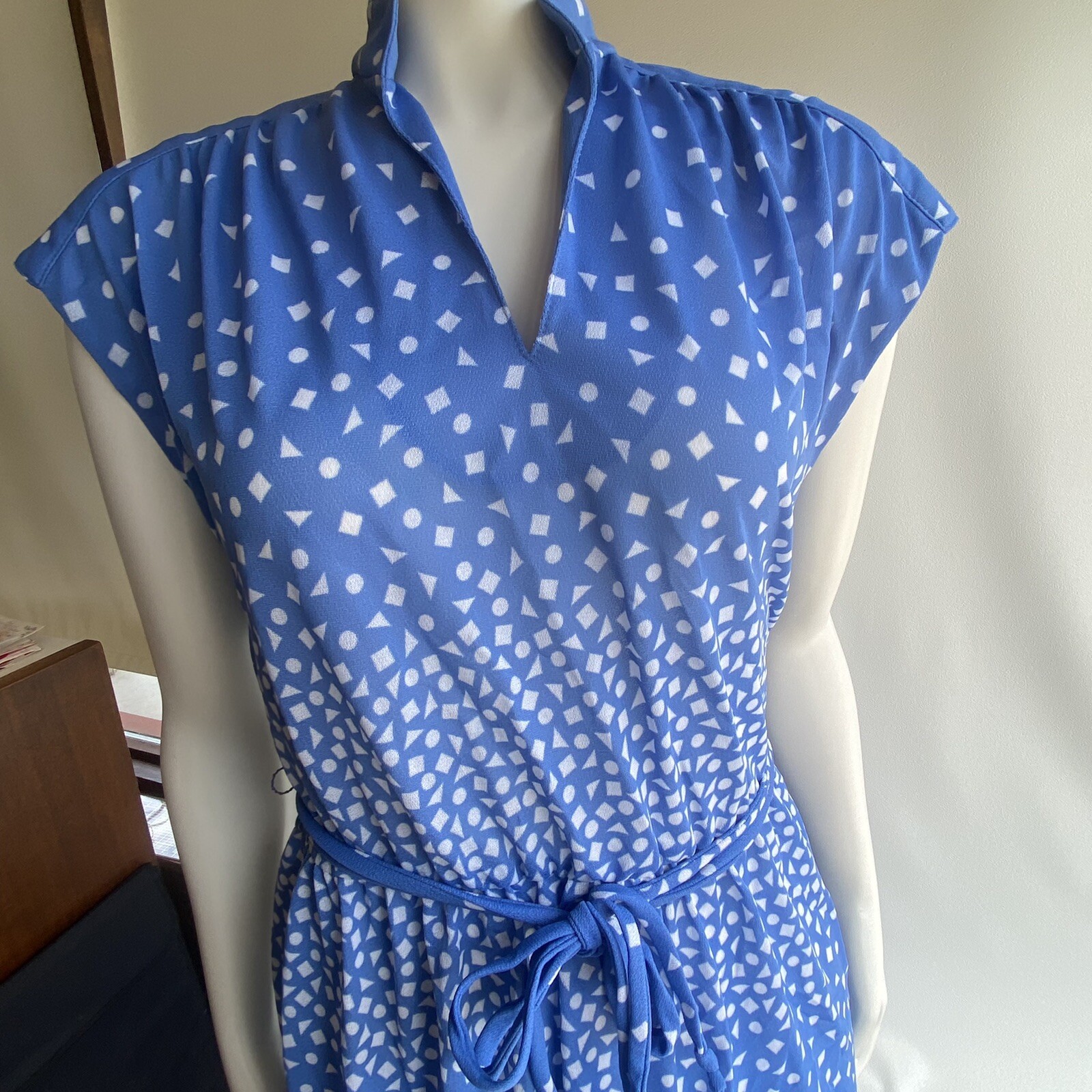 Willi California Cap Sleeve V Neck Tie Waist Dress Blue White SZ 6 Vintage 80s