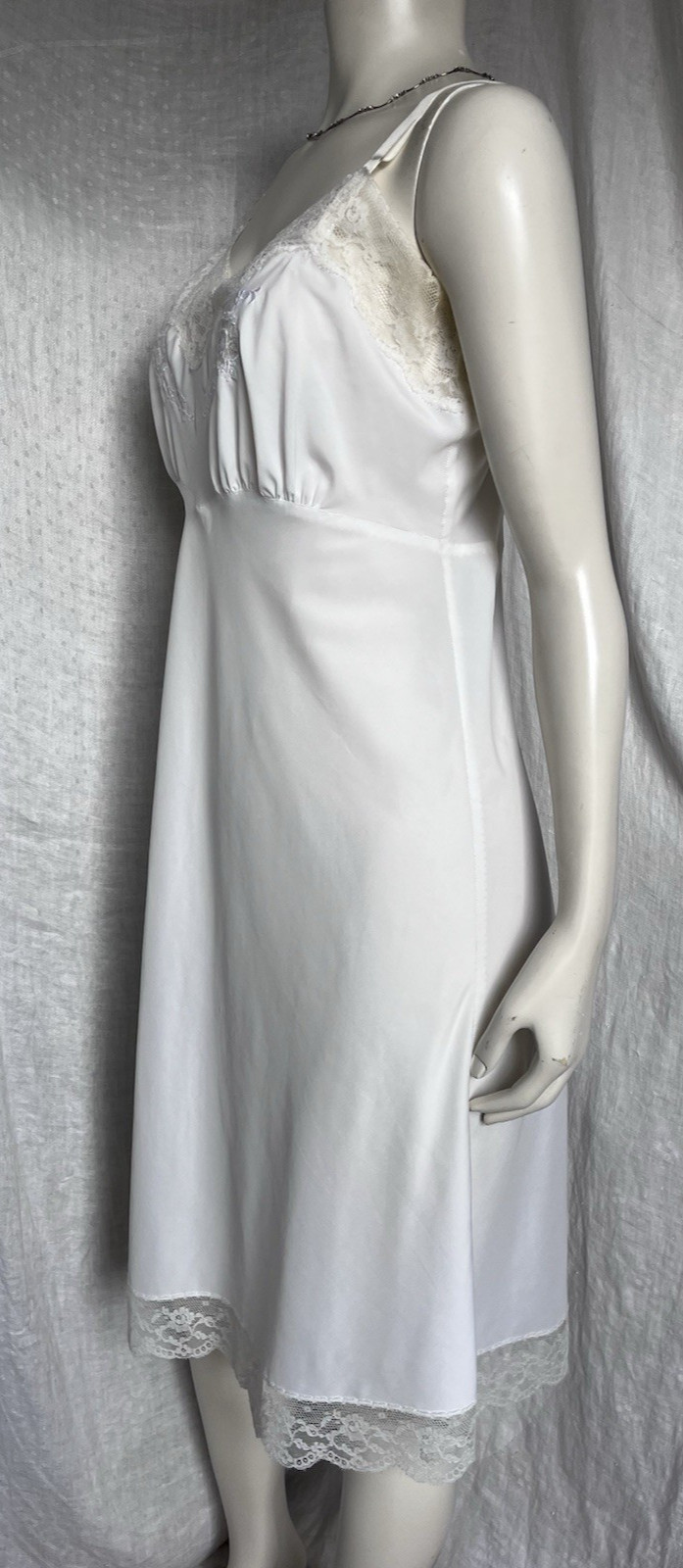 Vintage Slip Dress Gown Lace Floral Embroidery Cream Classic 60s Glamour Size 36
