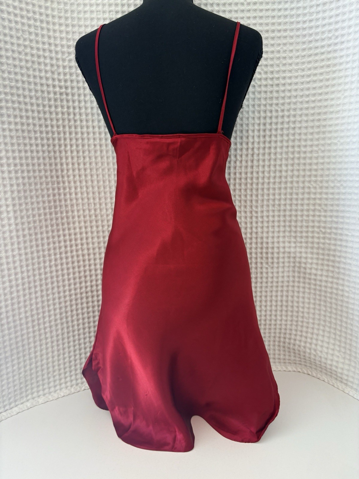 Vintage Alexandra Nicole Red Satin And Lace Chemise Nightgown Slip Dress 90s Y2K