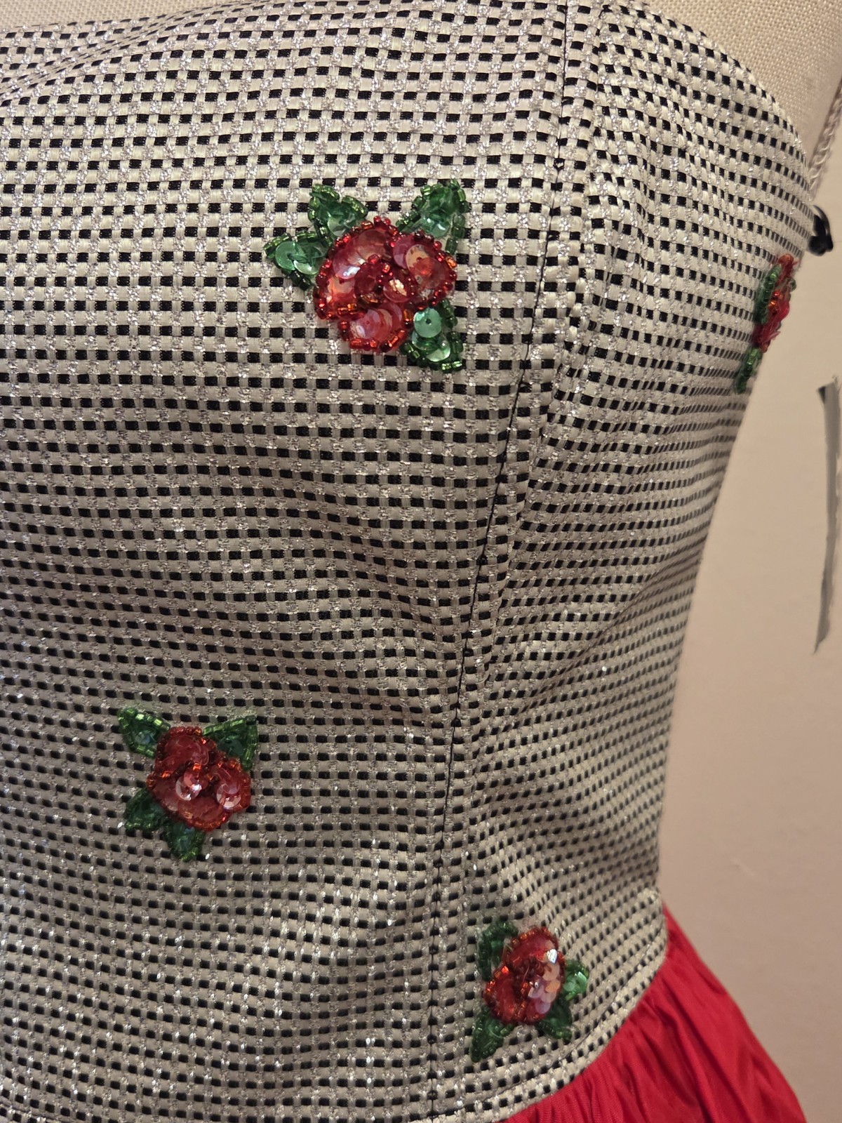 VTG LOL Strapless Red Black Silver Checkered Rose Embroidered Metallic Dress9/10
