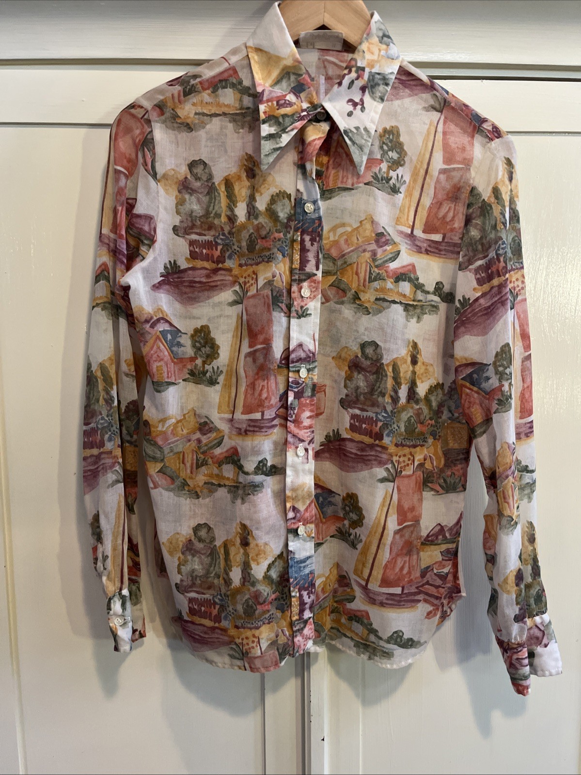 Vintage Pretty Graphic 70’s Ship N Shore Woman Button Down Shirt Sheer Summer M