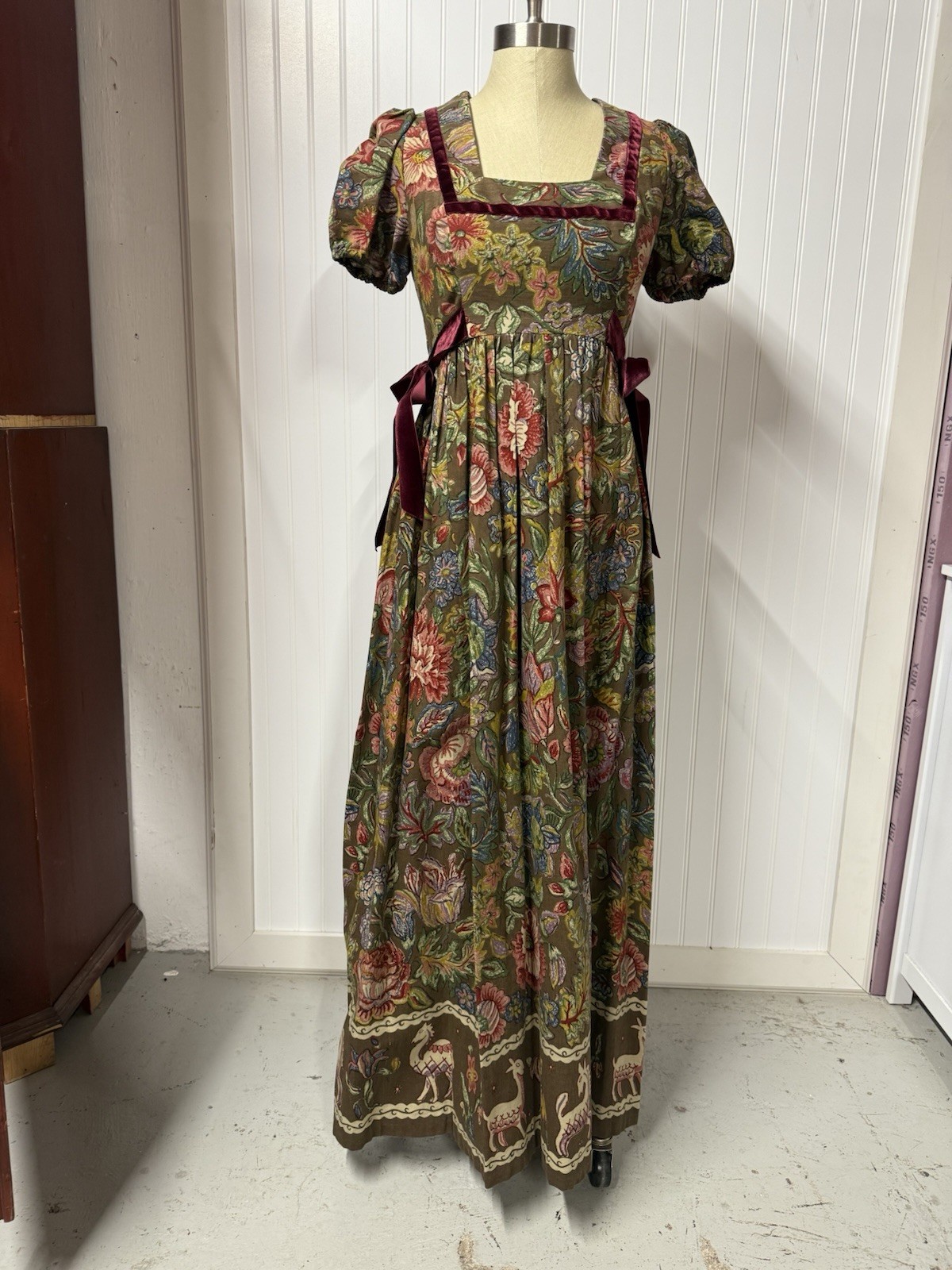 1970s Vintage Young Edwardian by Arpeja Boho Floral Maxi Dress: S