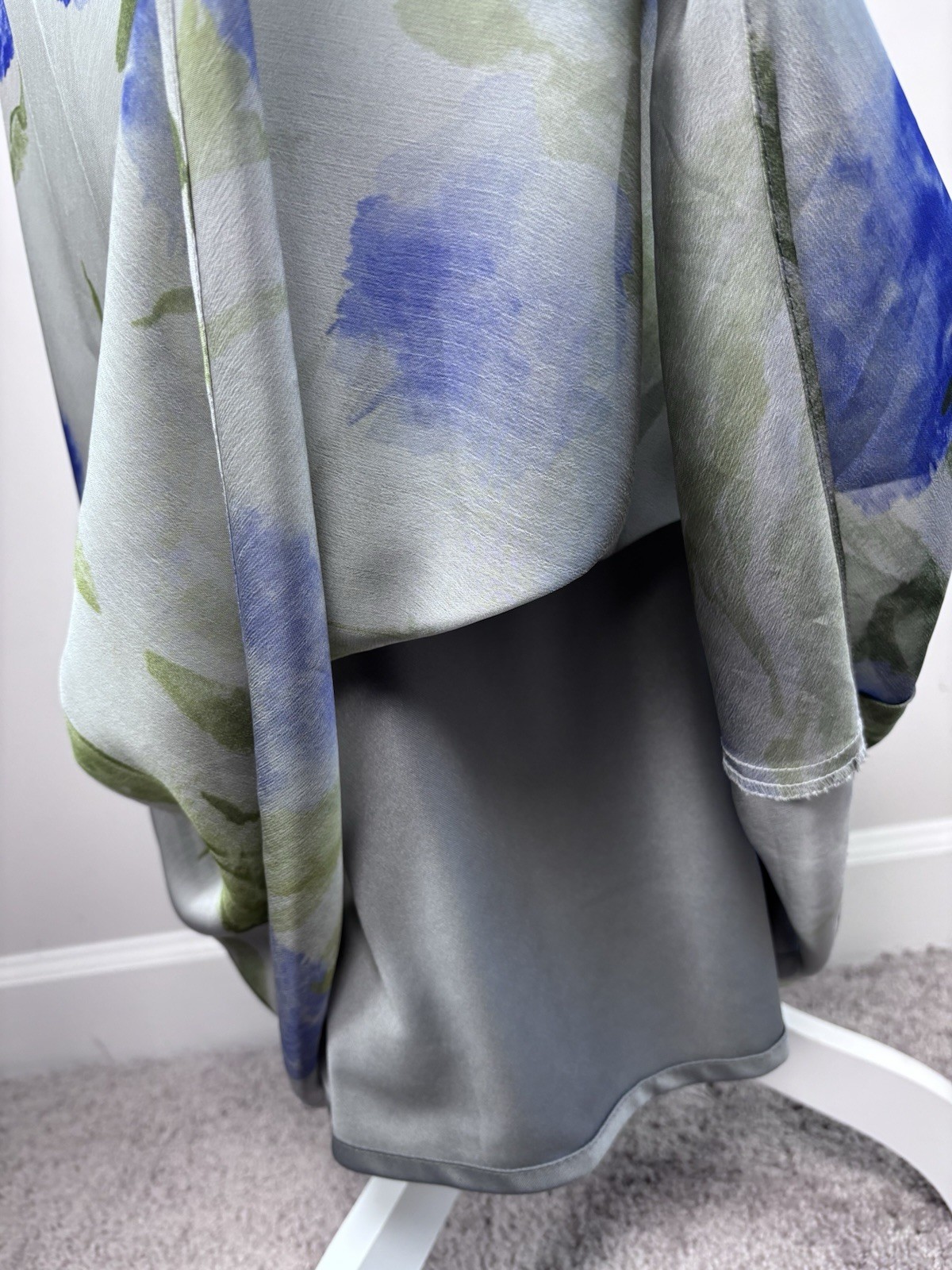 Vintage Jessica Howard Watercolor Floral Gray Silk-Look Maxi Dress Cottagecore