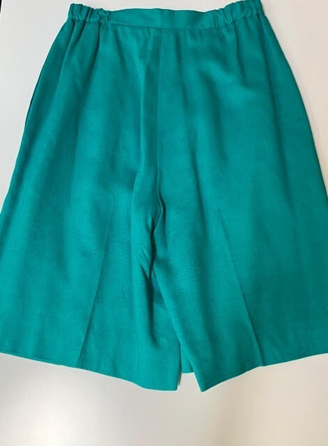 Vintage Jacobson’s Tailored Green Kulots. Size 6.