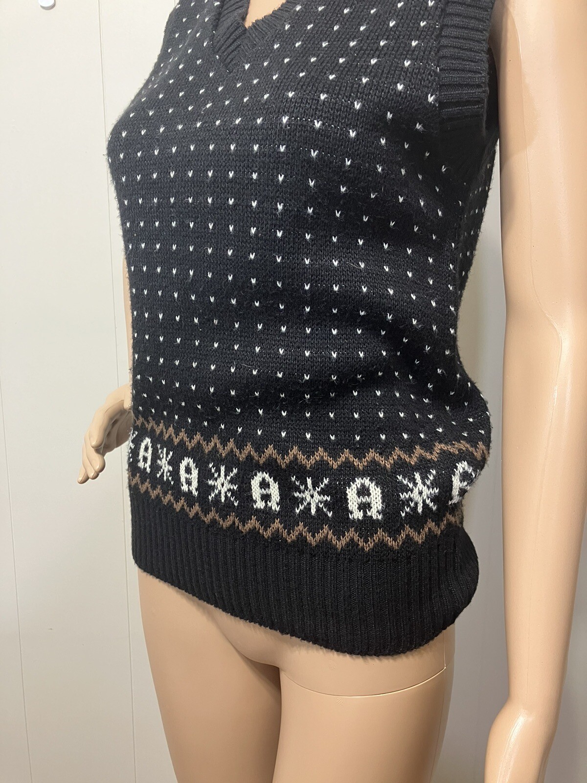 Women’s Vintage „Etienne Aigner Pullover V Neck Knit Sweater Vest Size Small