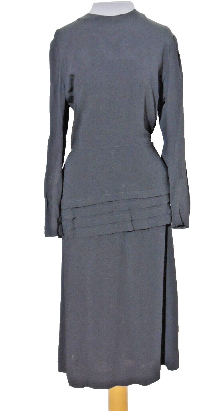 1940’s WW2 Era Black Rayon Crepe Dress w Long Peplum MED