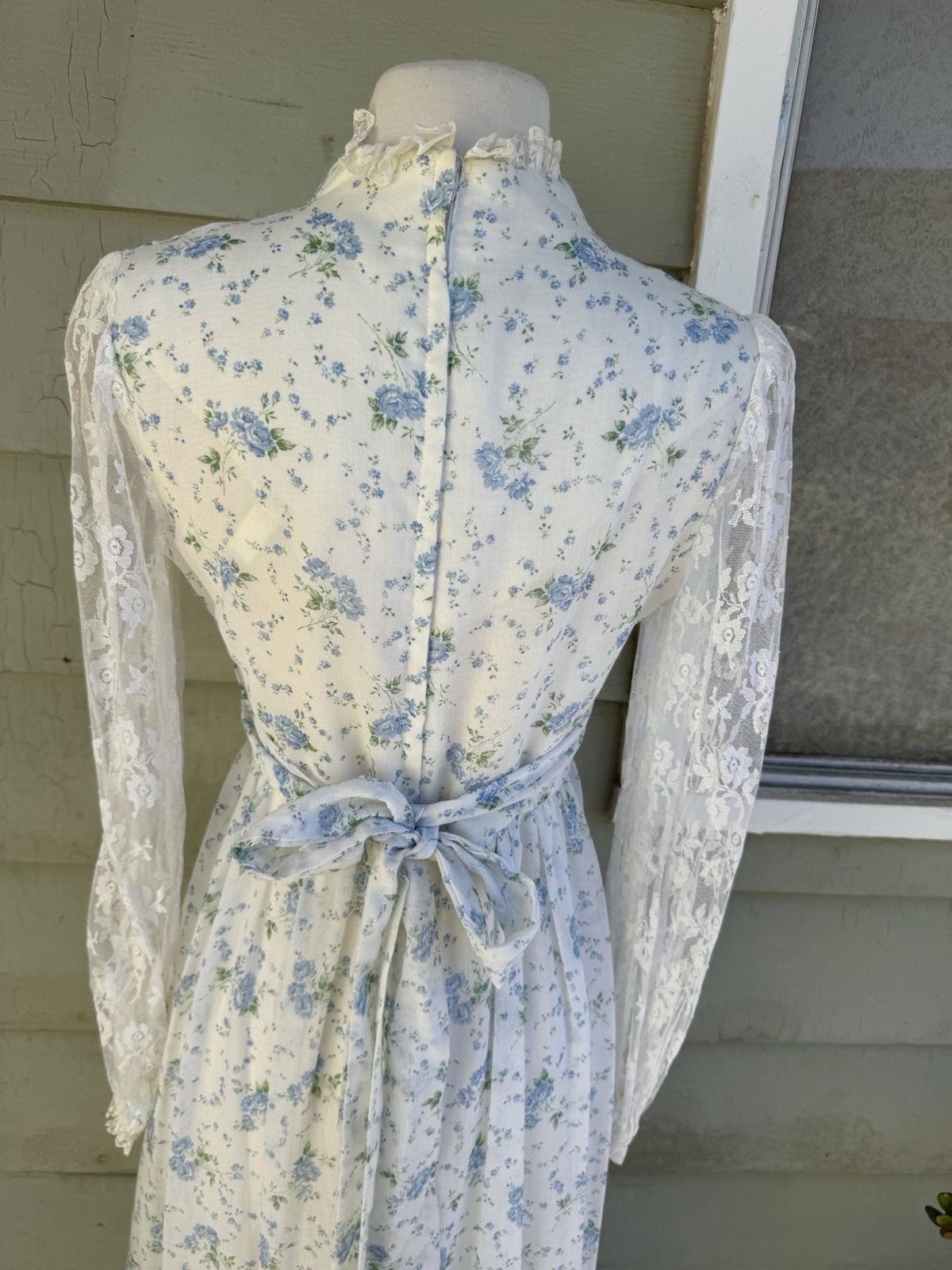Gunne Sax Maxi Dress Blue White Flowers Lace Long Sleeve Cottagecore Boho 9/10 M