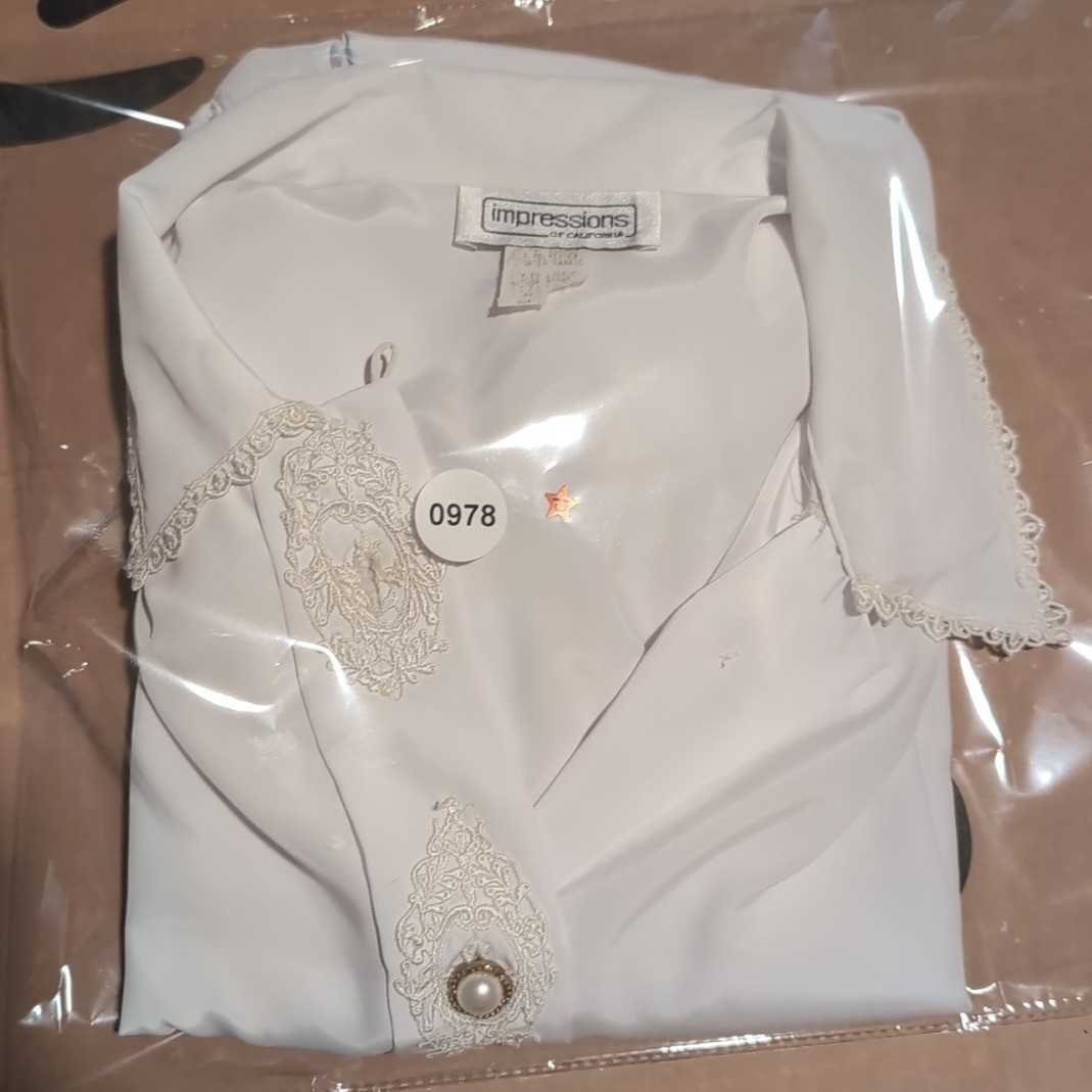 Impressions of California Vintage White Lace Pearl Button Blouse, Women’s Large
