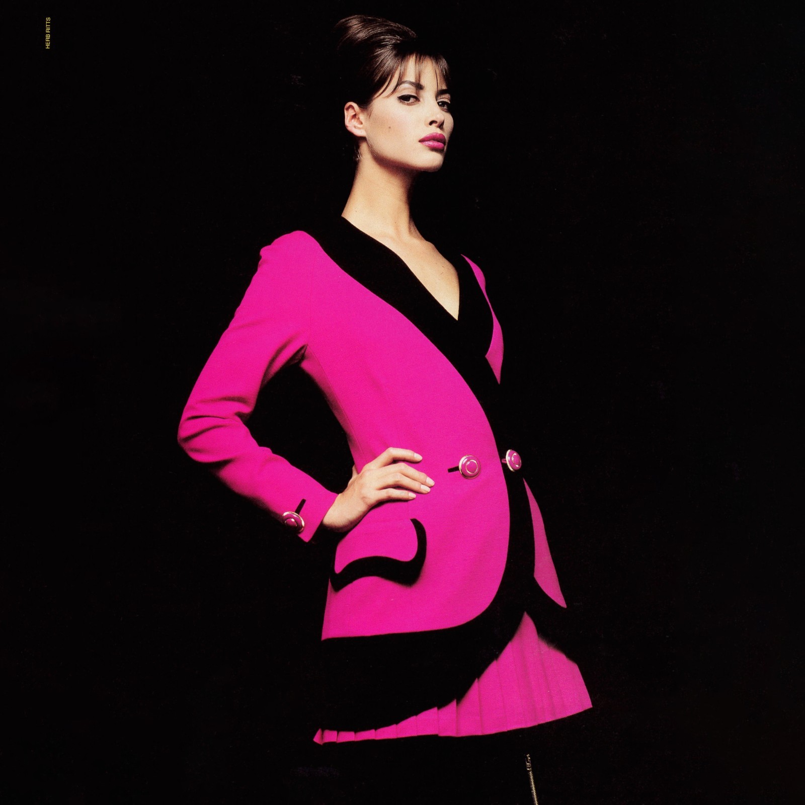 GIANNI VERSACE fuchsia wool blazer size 42 from F/W 1991/92