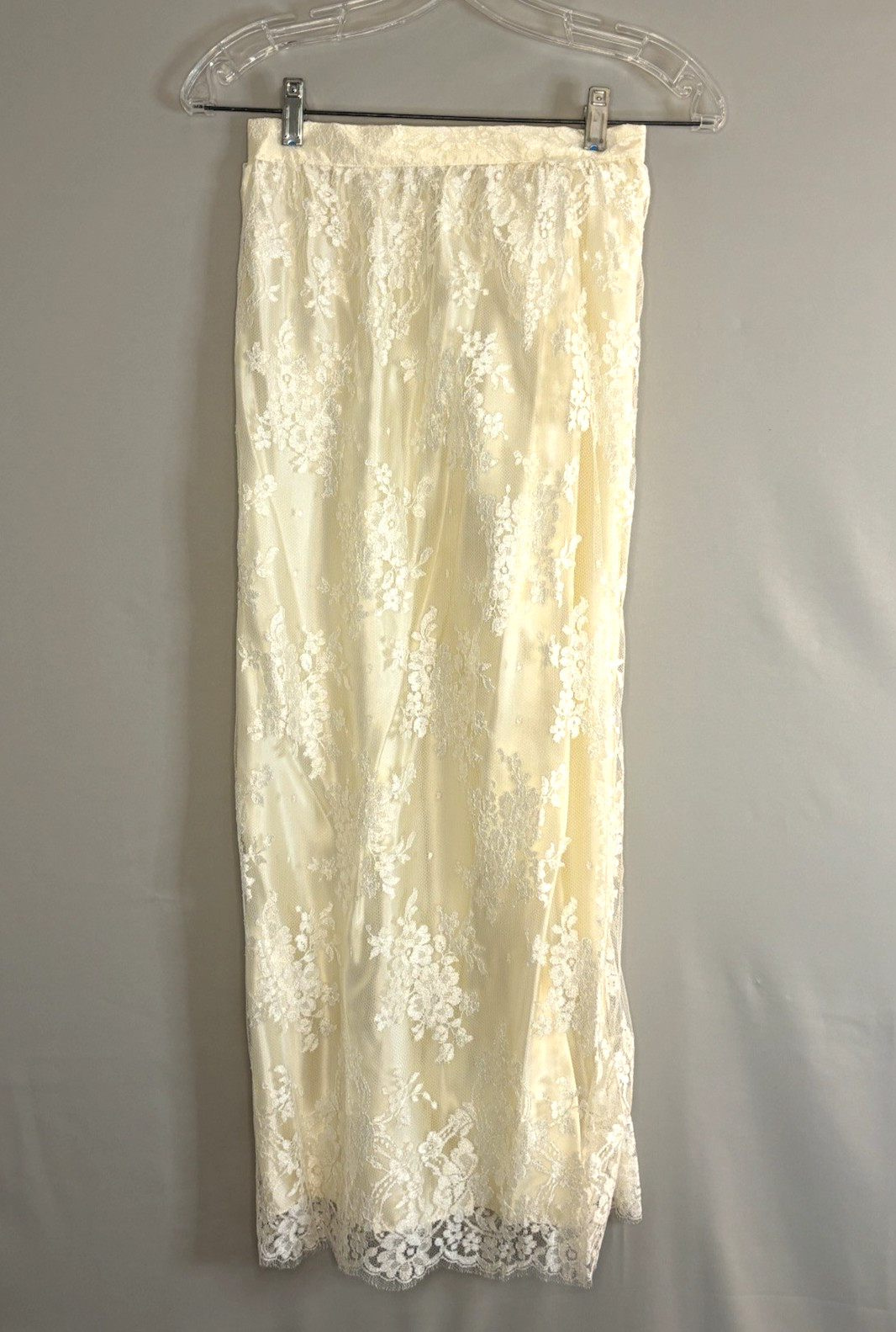 Vintage 1990’s Jessica McClintock 2 Pc Lace Over Silk Top and Skirt Sz 4 EUC