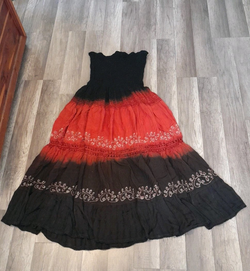 Vint. 70s Fashion Terminal Small Strapless Boho Below Knee Black/ Red Dress.b57