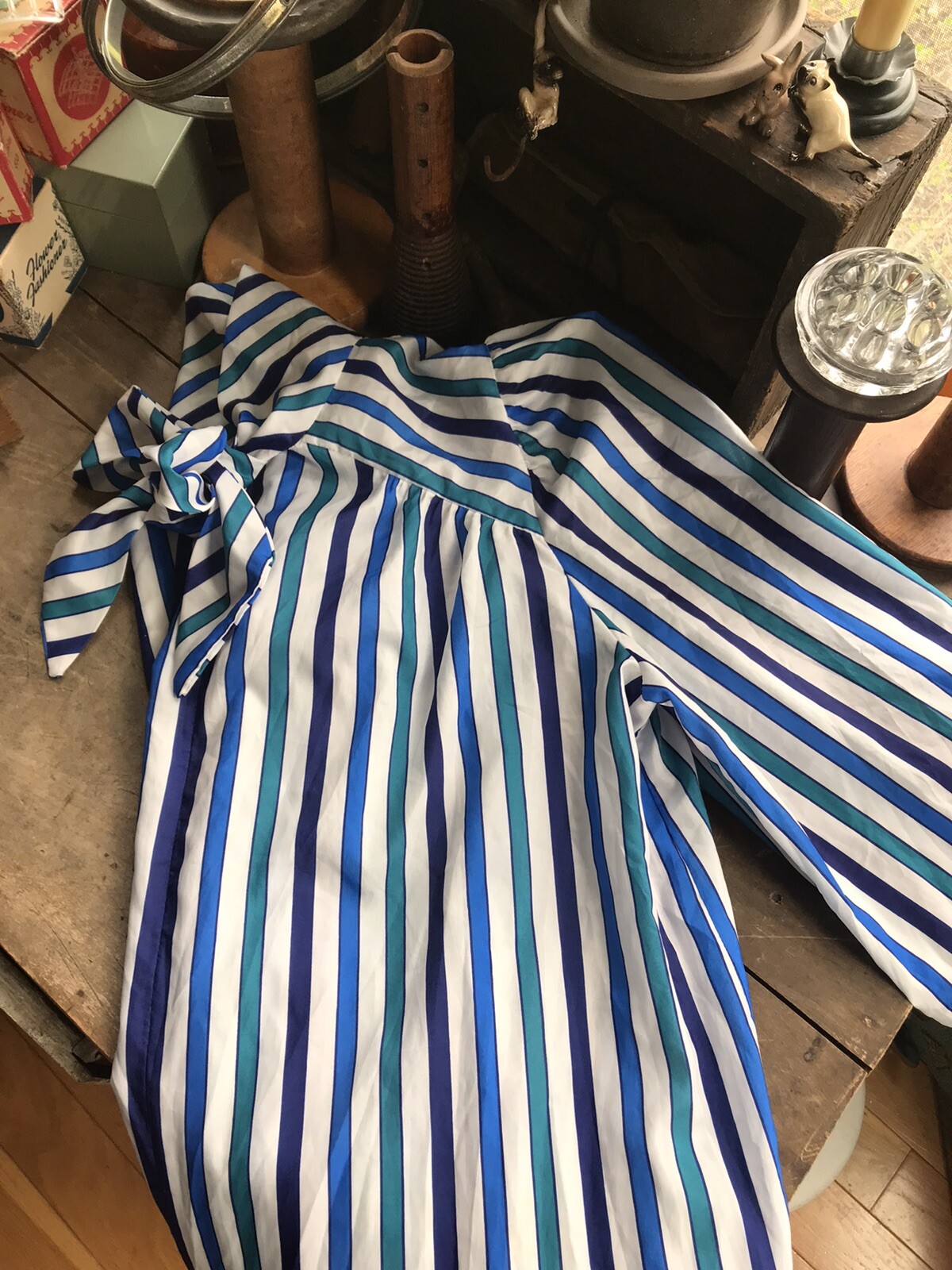 VTG DAVID BROWN CALIFORNIA CAFTAN FOR NORM THOMPSON PORTLAND OREGON W/POUCH