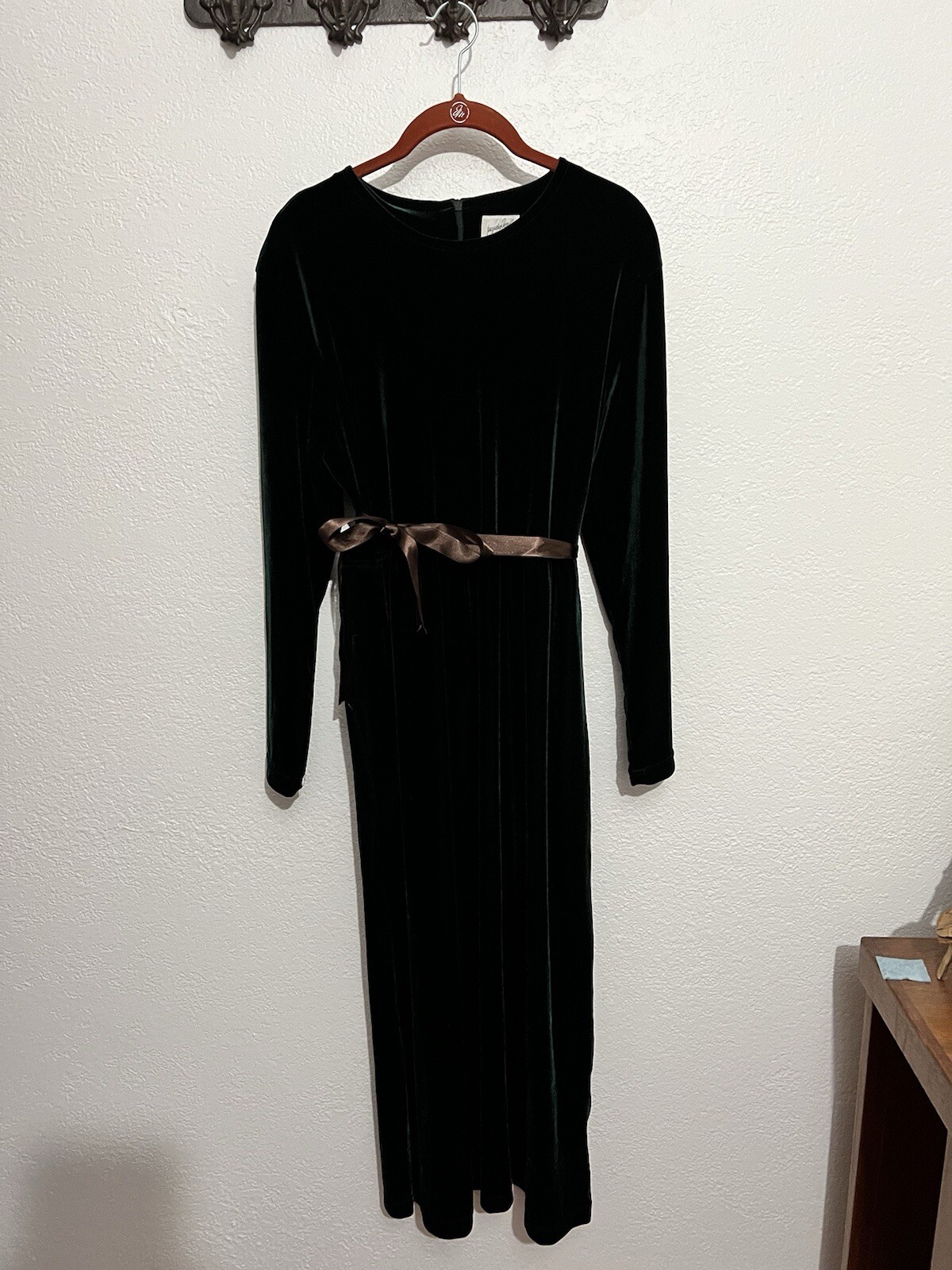 Green Vtg Sz 10M Velvet Modest Western WhimsyGoth Maxi Dress