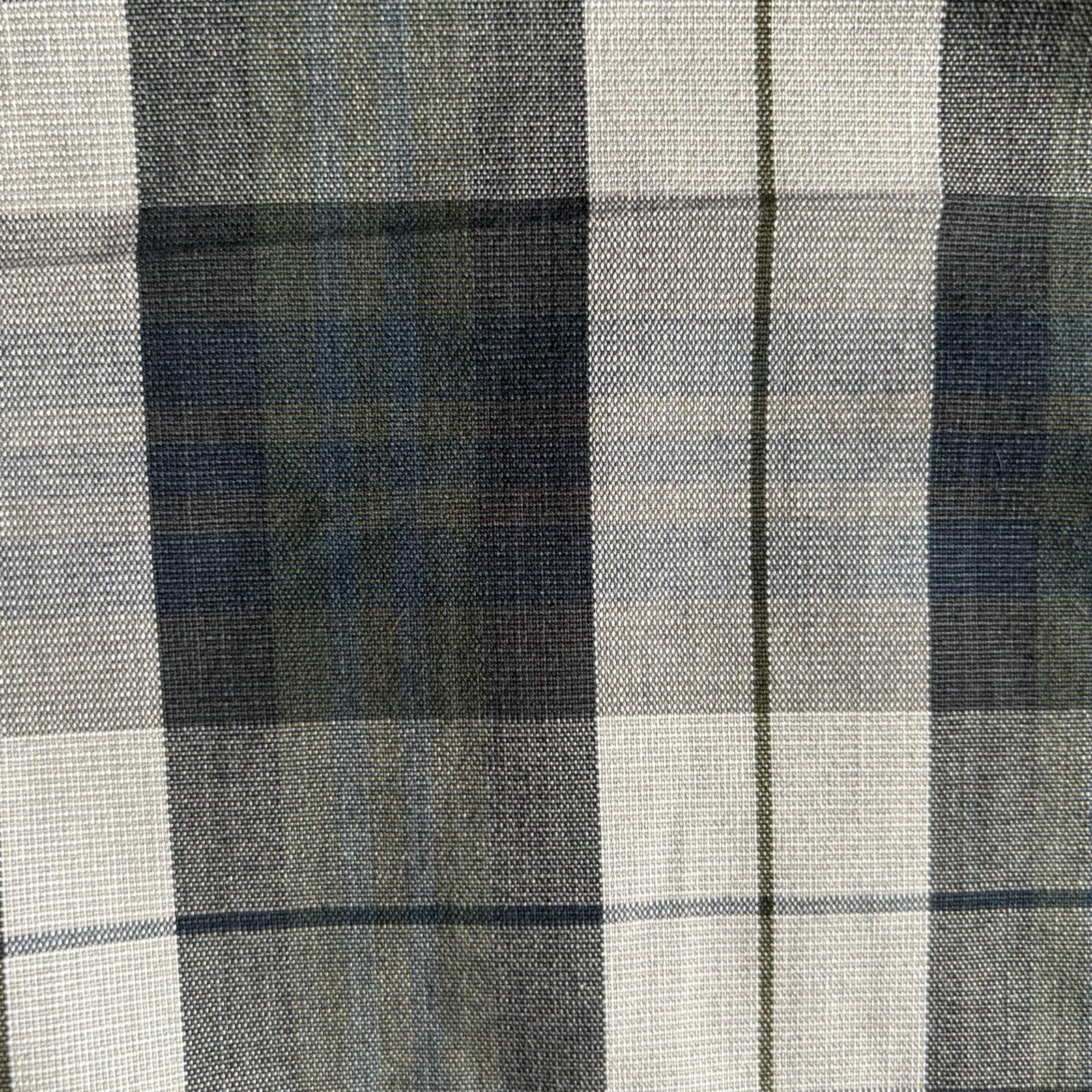 Vintage 1960s Green & Gray Plaid Shorts 24 Waist
