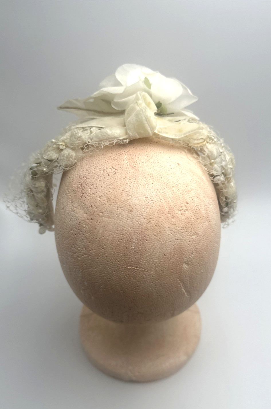 Vintage 1960s Union Made Bridal Headpiece White Rose Velvet Posies Netting