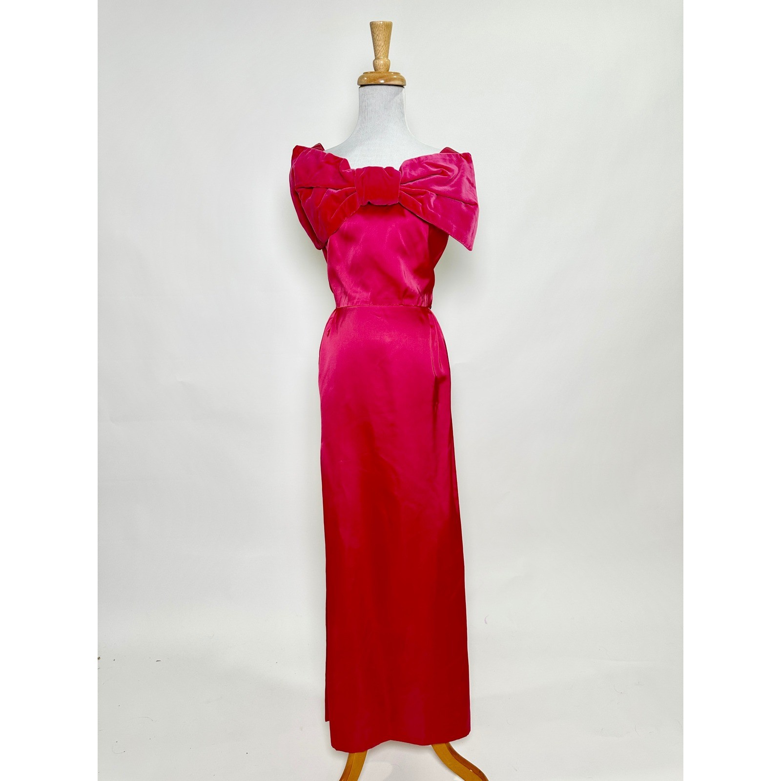 Vintage 1950s Hot Pink Marilyn Monroe Style Gown Oversized Velvet Bow Maxi Dress