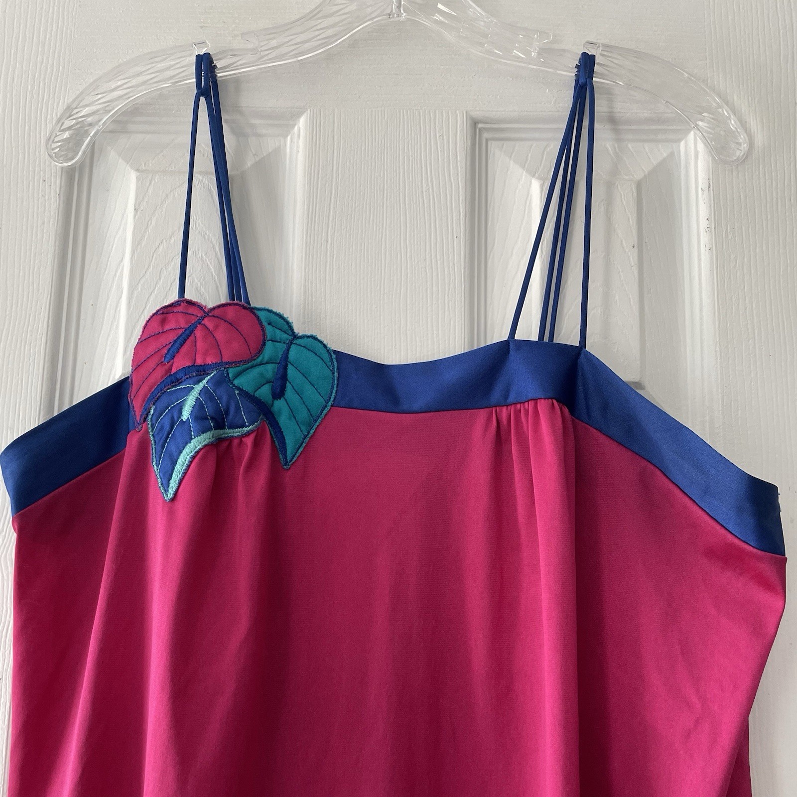 Vintage! Correlations Women Medium Pink Blue Embroidered Long Nightgown Gown