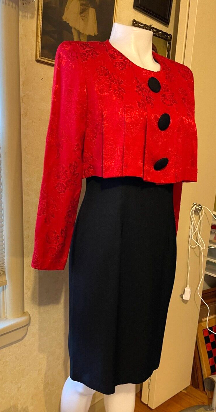 Vintage 80s Dress USA-’ULTRA DRESS’ LABEL- Red & BLACK BUTTON/CROP TOP-6P