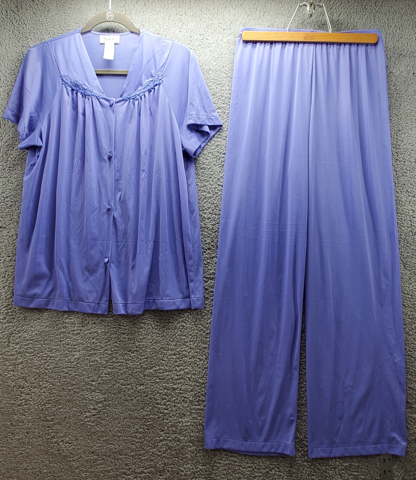 VANITY FAIR Periwinkle Style #90-107 Loungewear Pajama Set Size M/M 100% Nylon