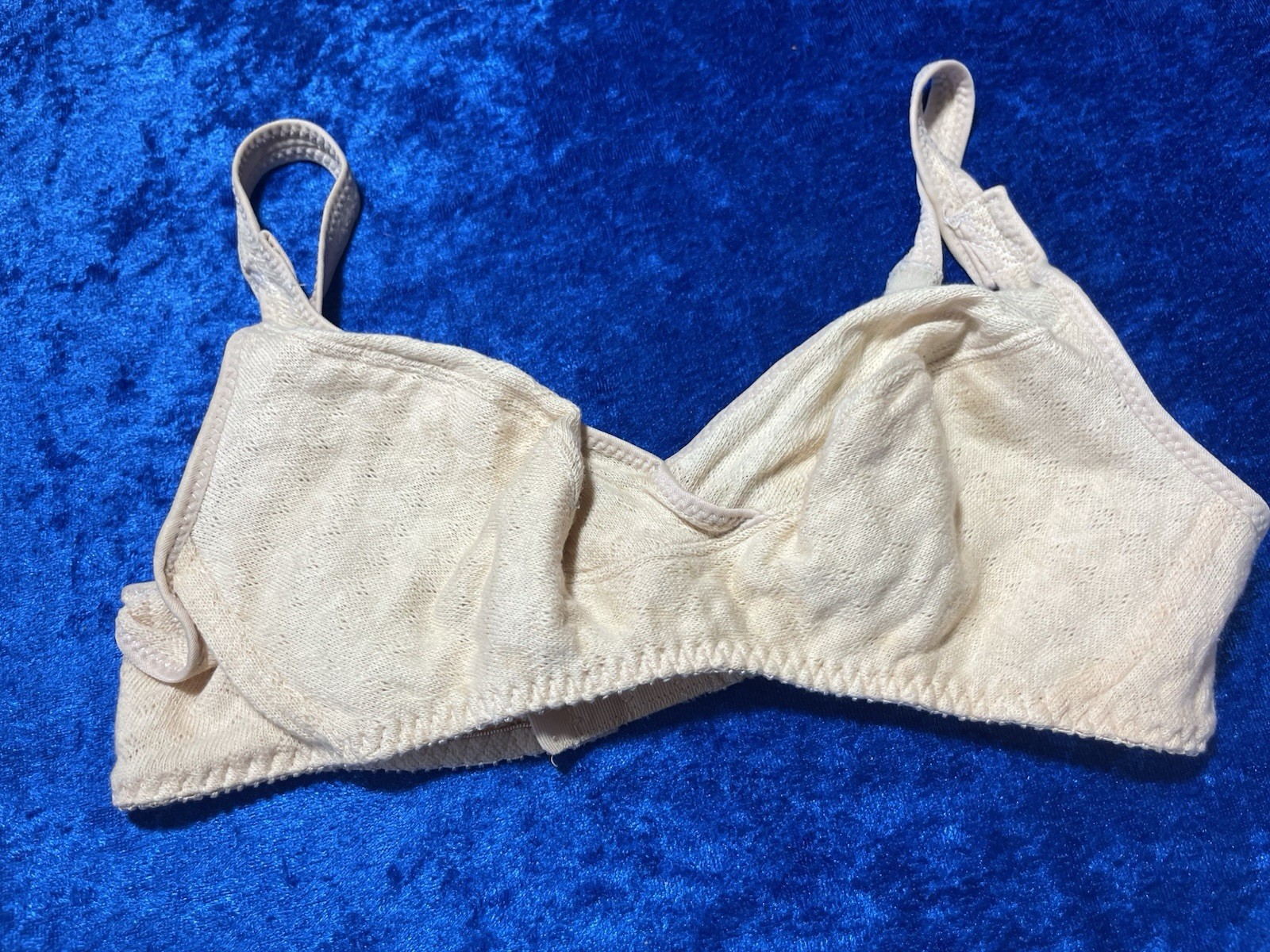 Vintage Beige Wireless Bra Medium No Tag See Pics