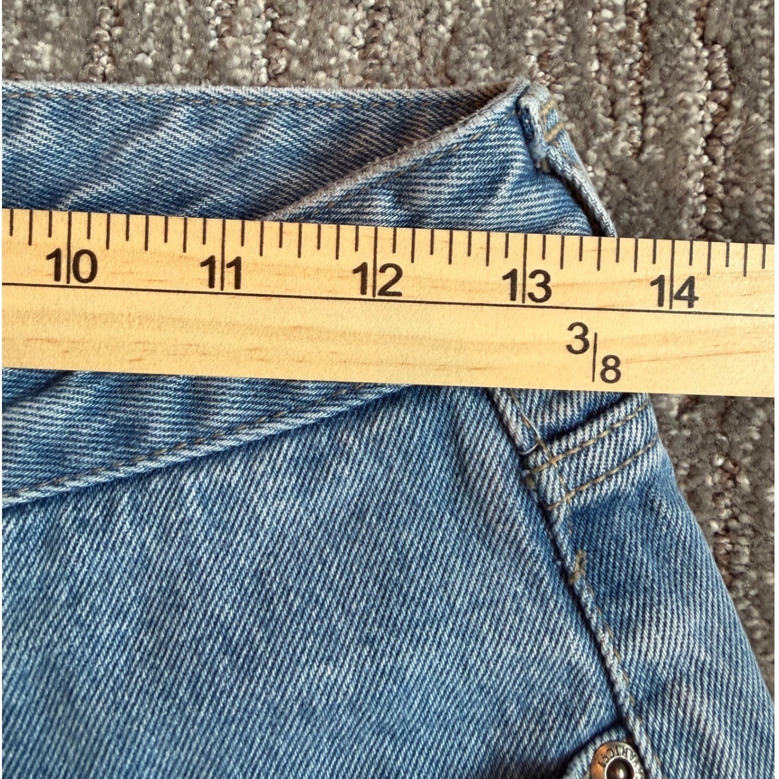 Vintage Z Cavaricci High Waisted Mom Jeans Light Wash Blue Denim Size 29 D/609