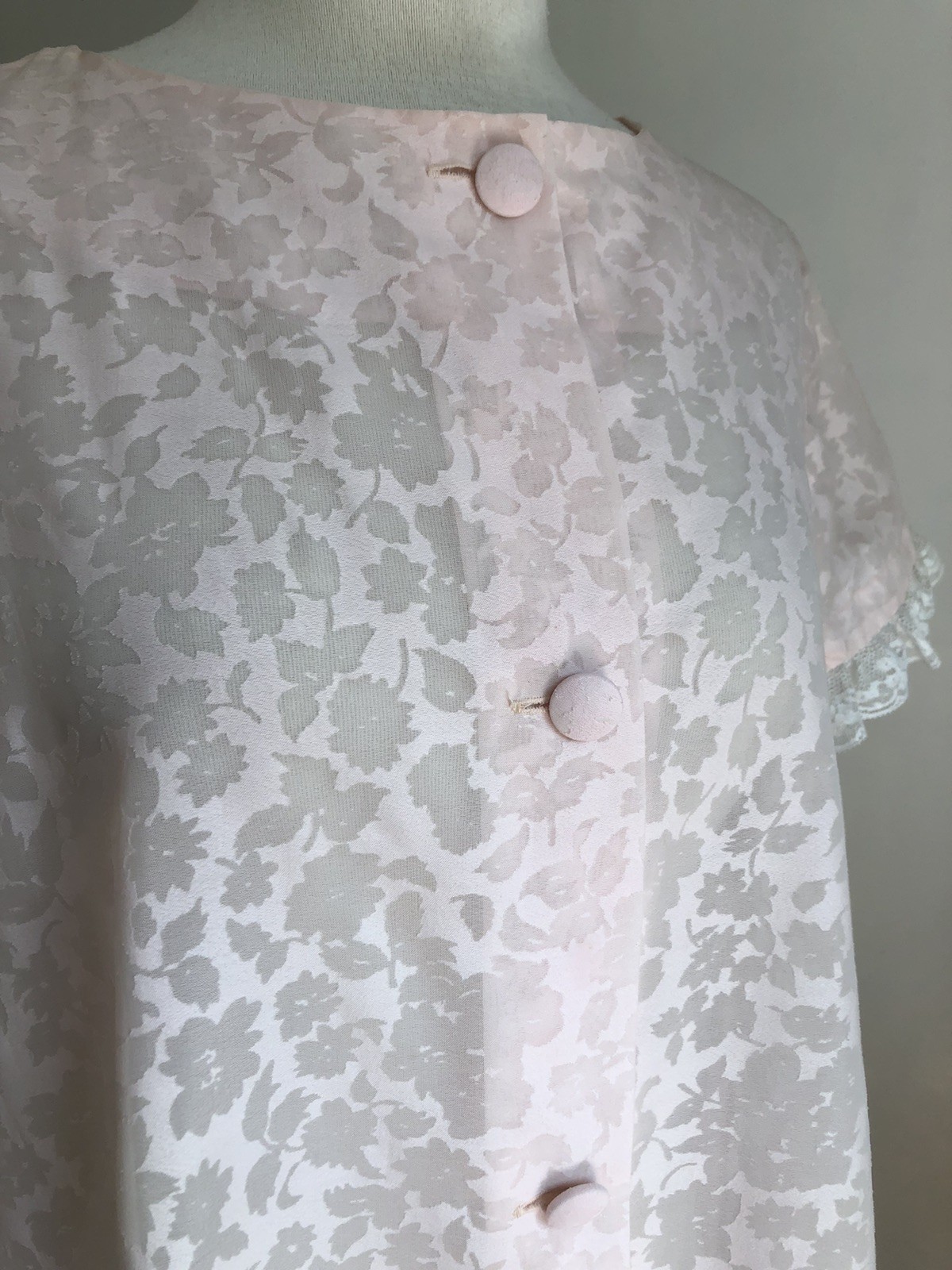 STUNNING VTG NWT EYEFUL By The “Flaums” Pink & White Lace Housedress Nightgown S