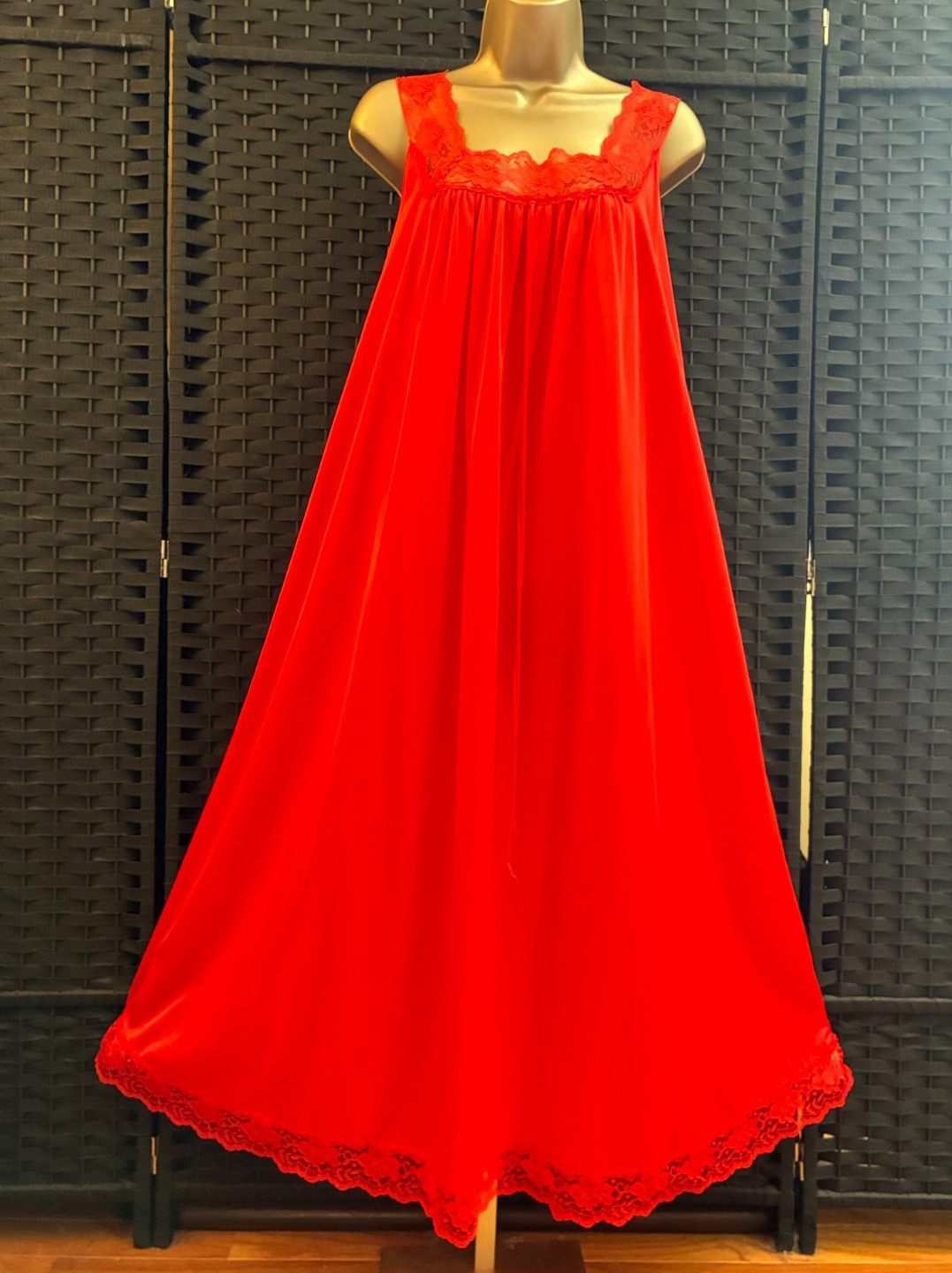 Vintage ILISE STEVENS NYLON NIGHTGOWN Medium RED Long Babydoll Sheer LACE Gown