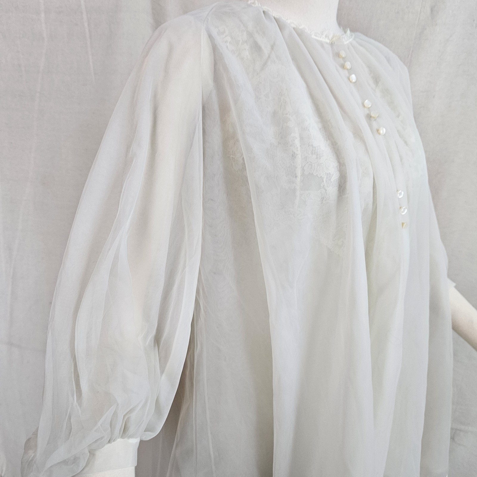 Vintage 1960’s Robe Peignoir Lingerie White Chiffon Mod Sheer Duster Ghostly