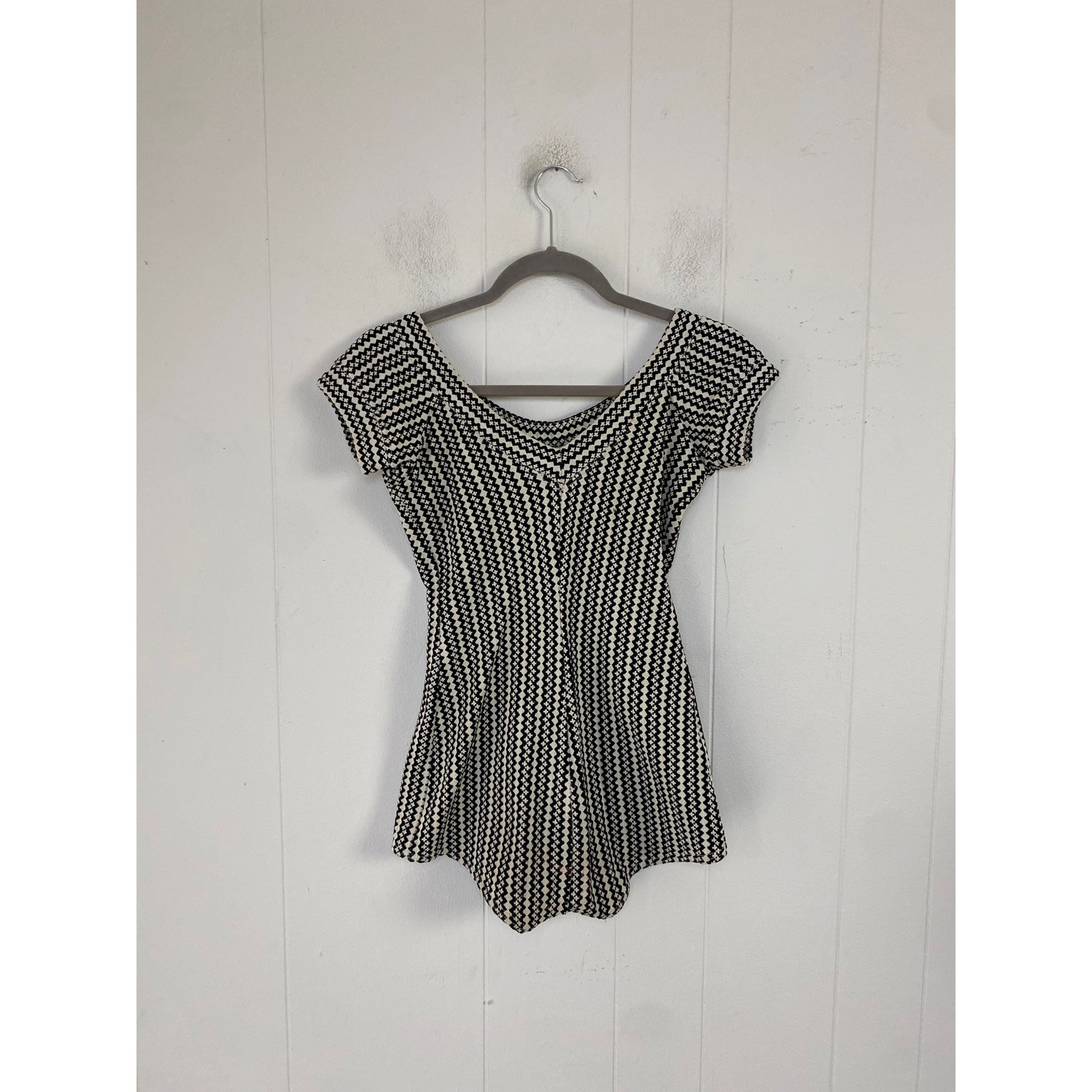 VTG 50s Jantzen Black White Geometric Knit Cap Sleeve One Piece Swimsuit Size 10