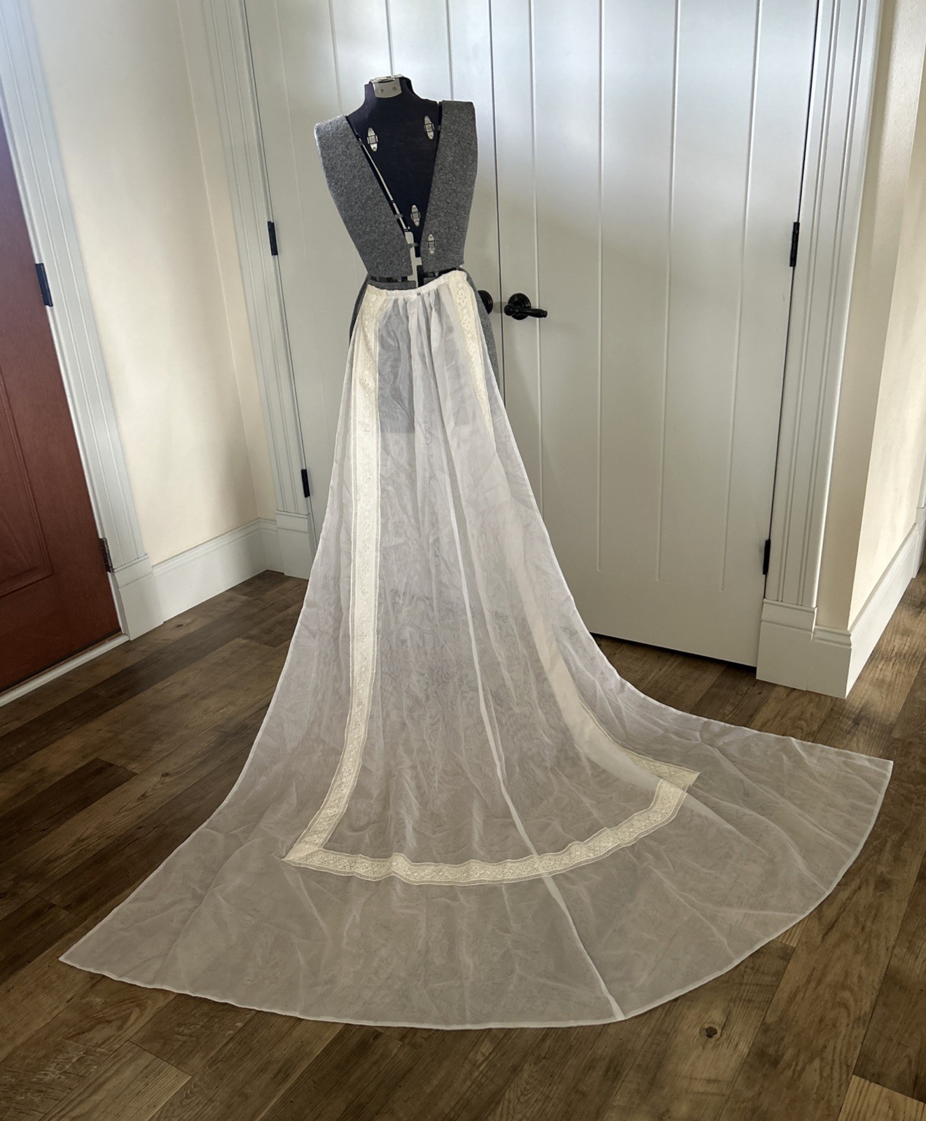 Vintage Ivory Chiffon And Lace Chapel Length Bridal Train