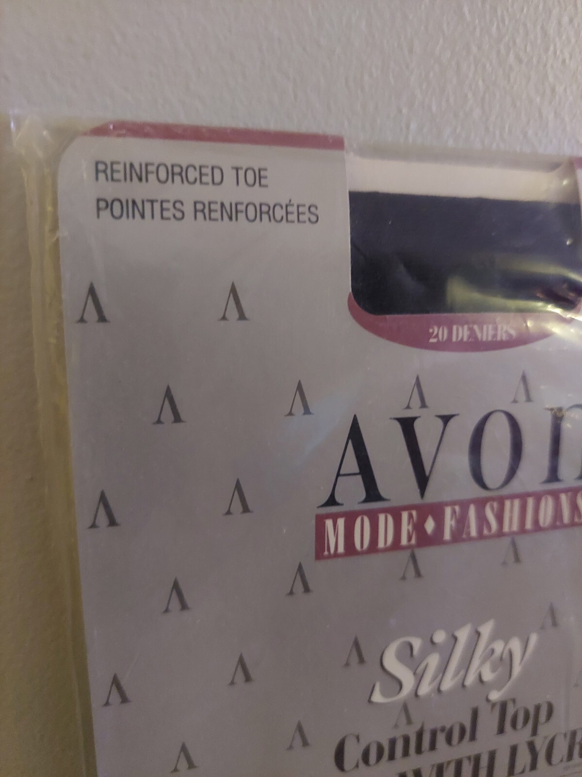 Vintage Pantyhose Avon Fashion Color Black Size C BDR1