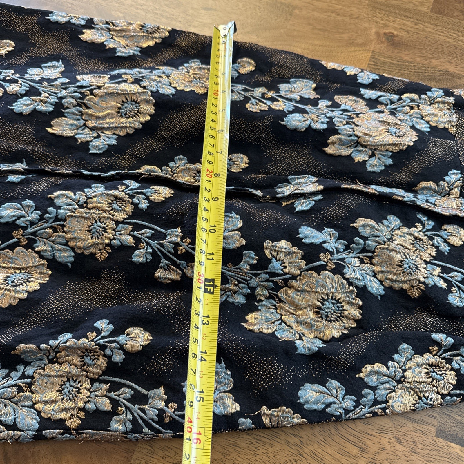 Vtg 1960s Linda of California Dress S Metallic Brocade Floral Cocktail Wiggle