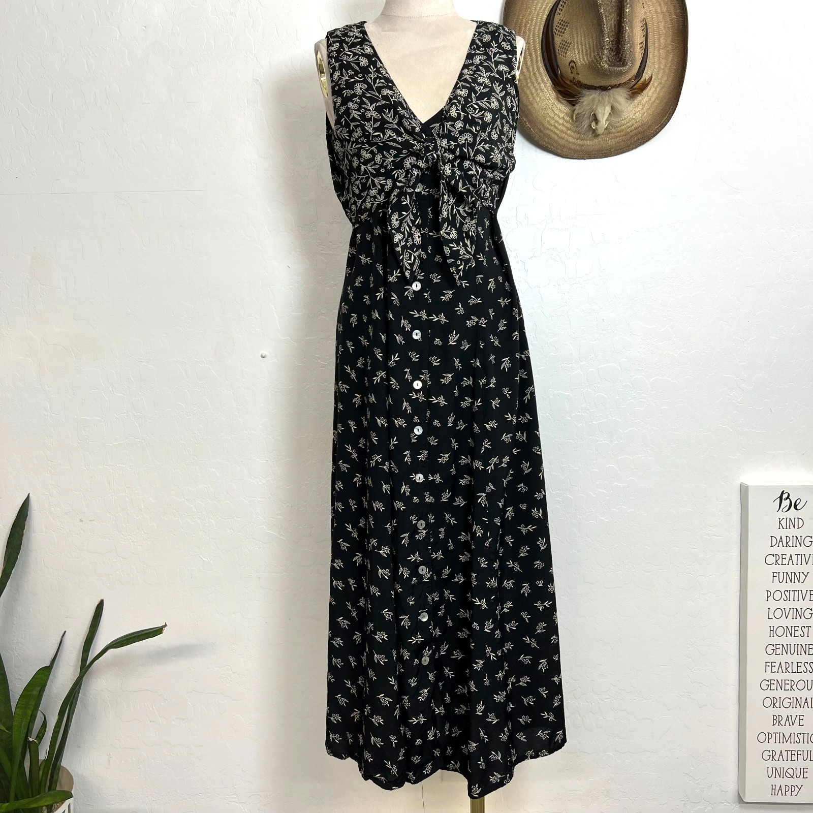 Vintage Robbie Bee Dress 10 Black Floral Rayon Button Front Tie Midi 90s Grunge