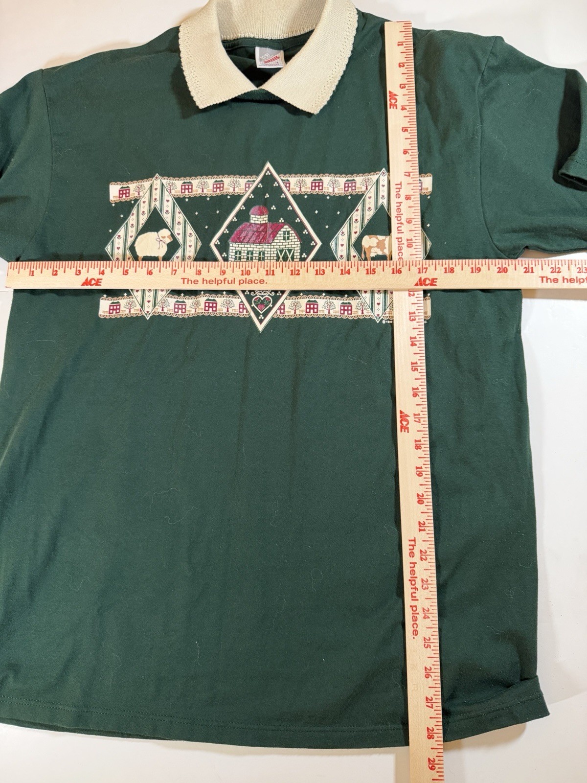 Vintage 90s Jerzees Cows Sheep Cottagecore pointelle collared green tshirt L